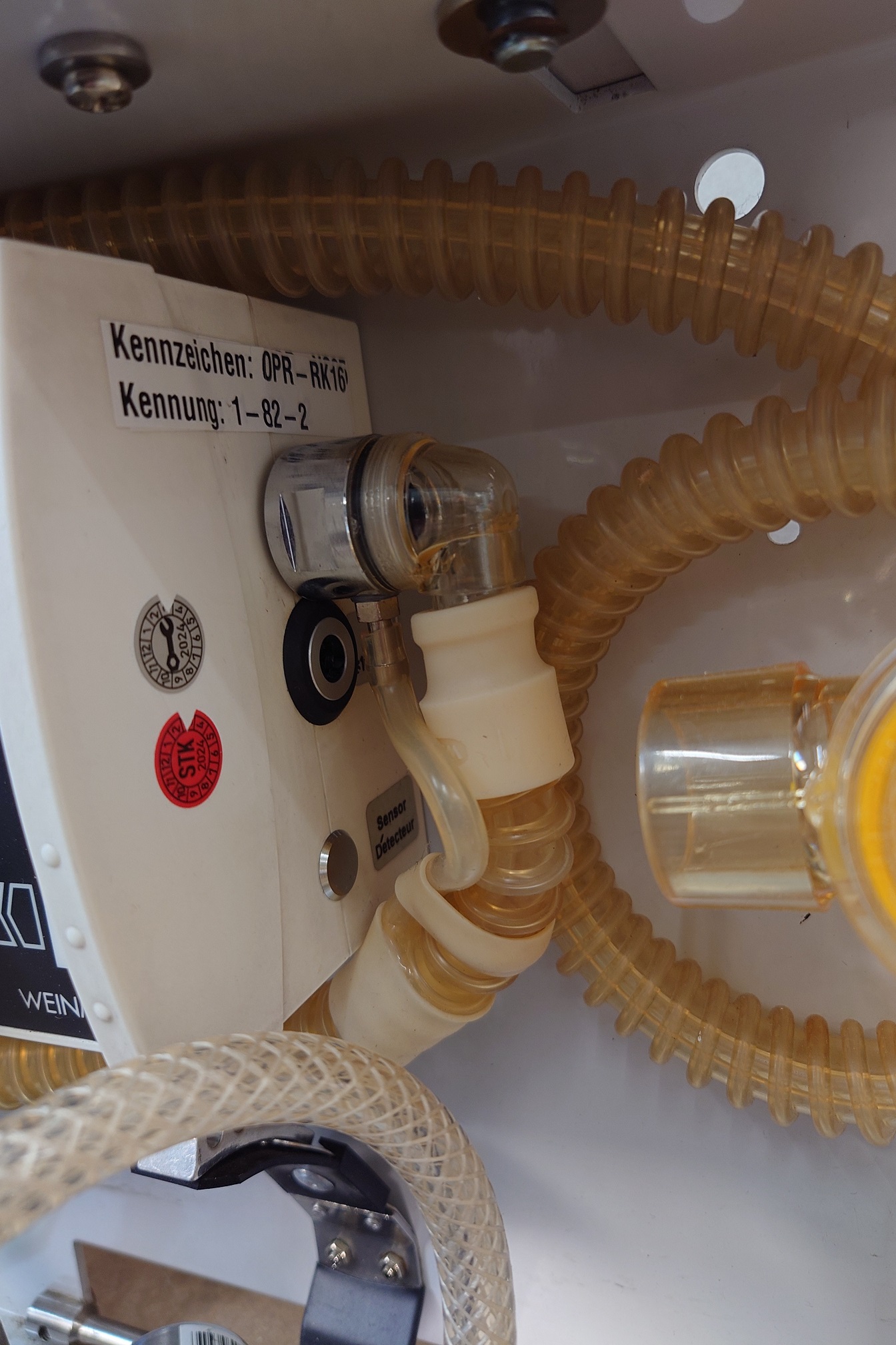 Weimann Medumat Standard + Oxygen Modul Beatmungsgerät – Notfallbeatung thumbnail 3