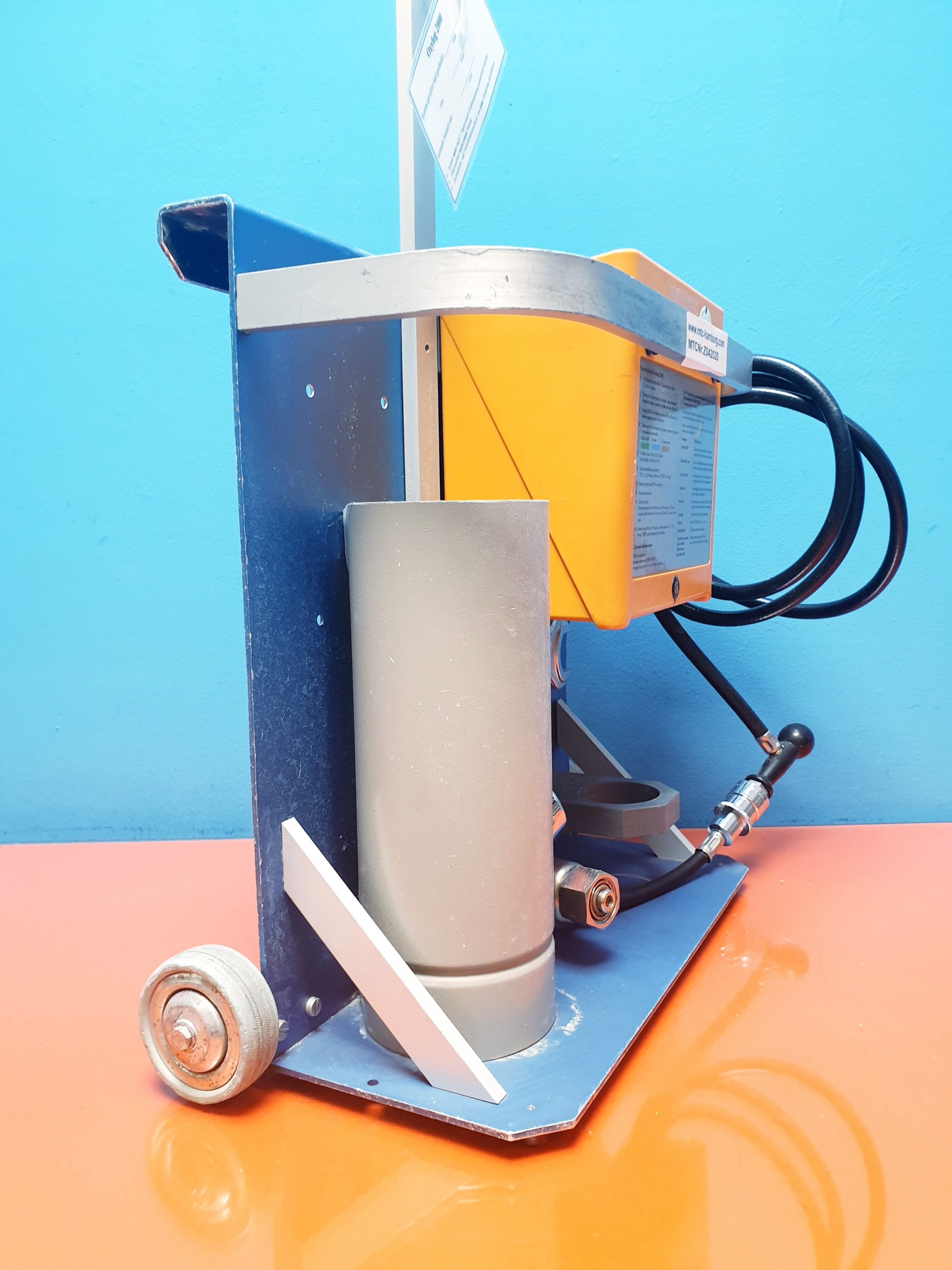 Dräger Draeger Oxylog 2000 Beatmungsgerät / Emergency Ventilator mit Manomter 2 thumbnail 4