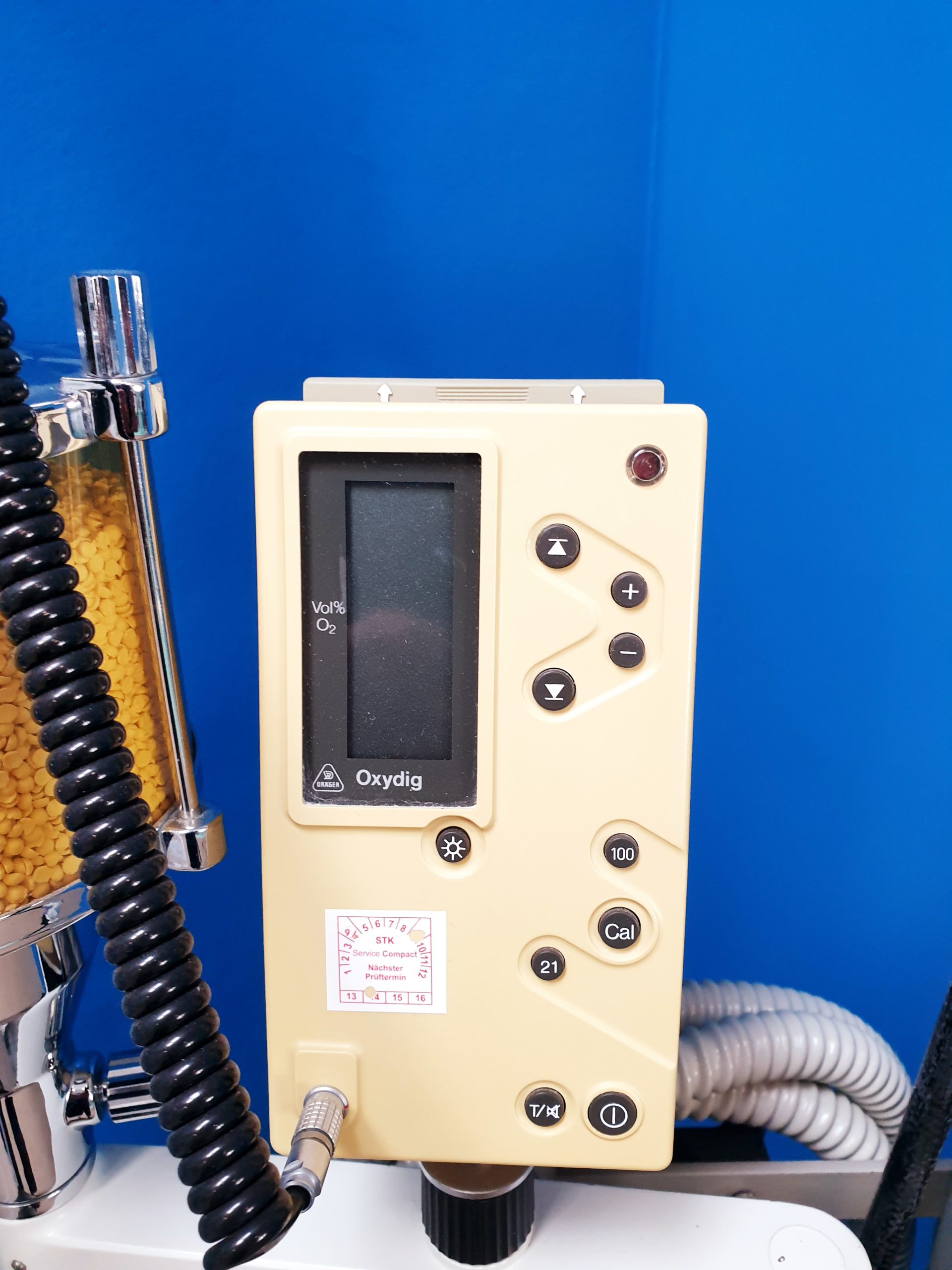 Dräger // Drager Sulla 19 fahrbares Narkosegerät mit Oxydig – Kreissystem – Volumeter – Barolog …. thumbnail 3