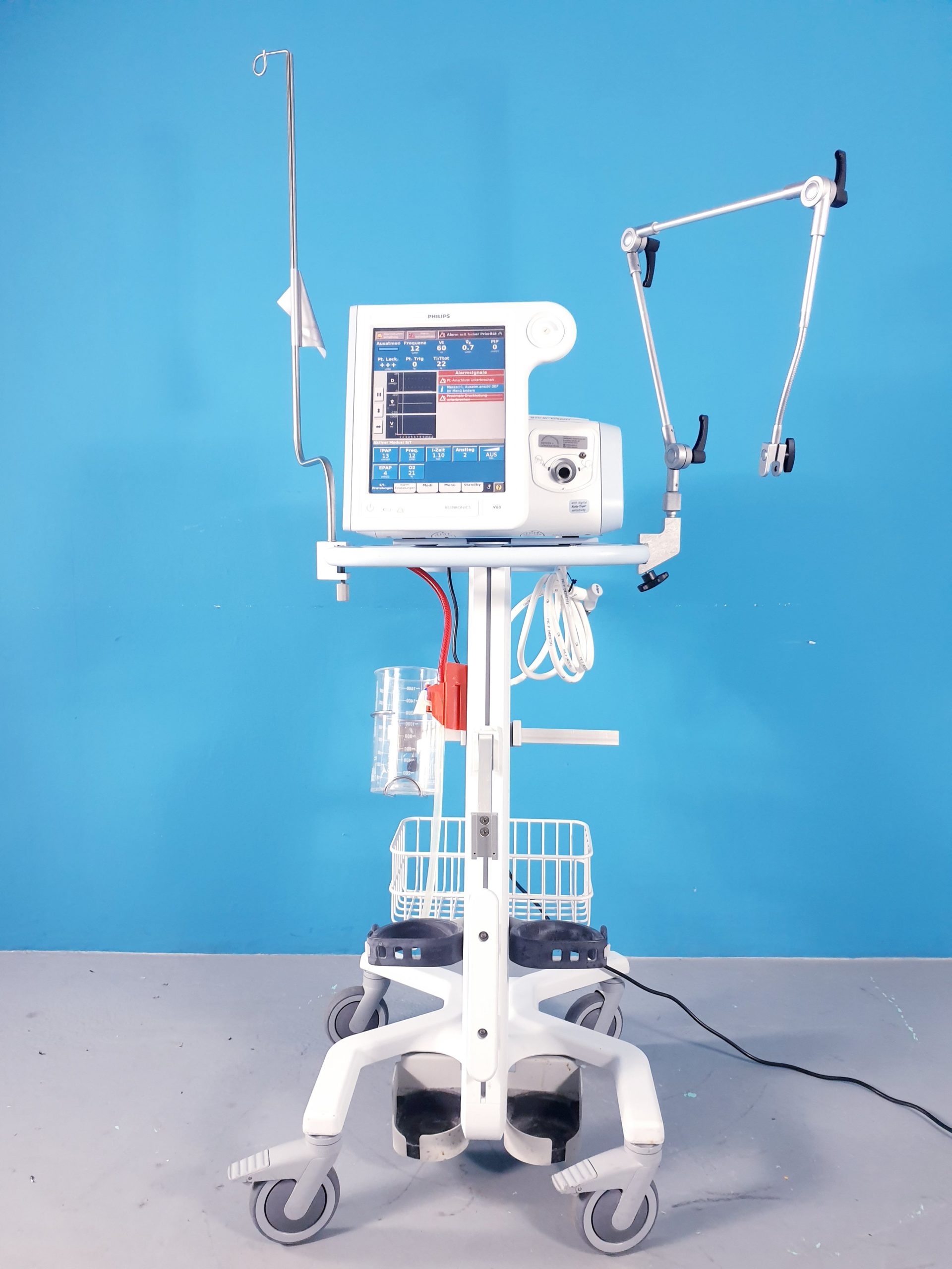 Philips Respironics V60 // V 60 Beatmungsgerät Fahrbar – auf Fahrbarem Gestell — image 1 of 6