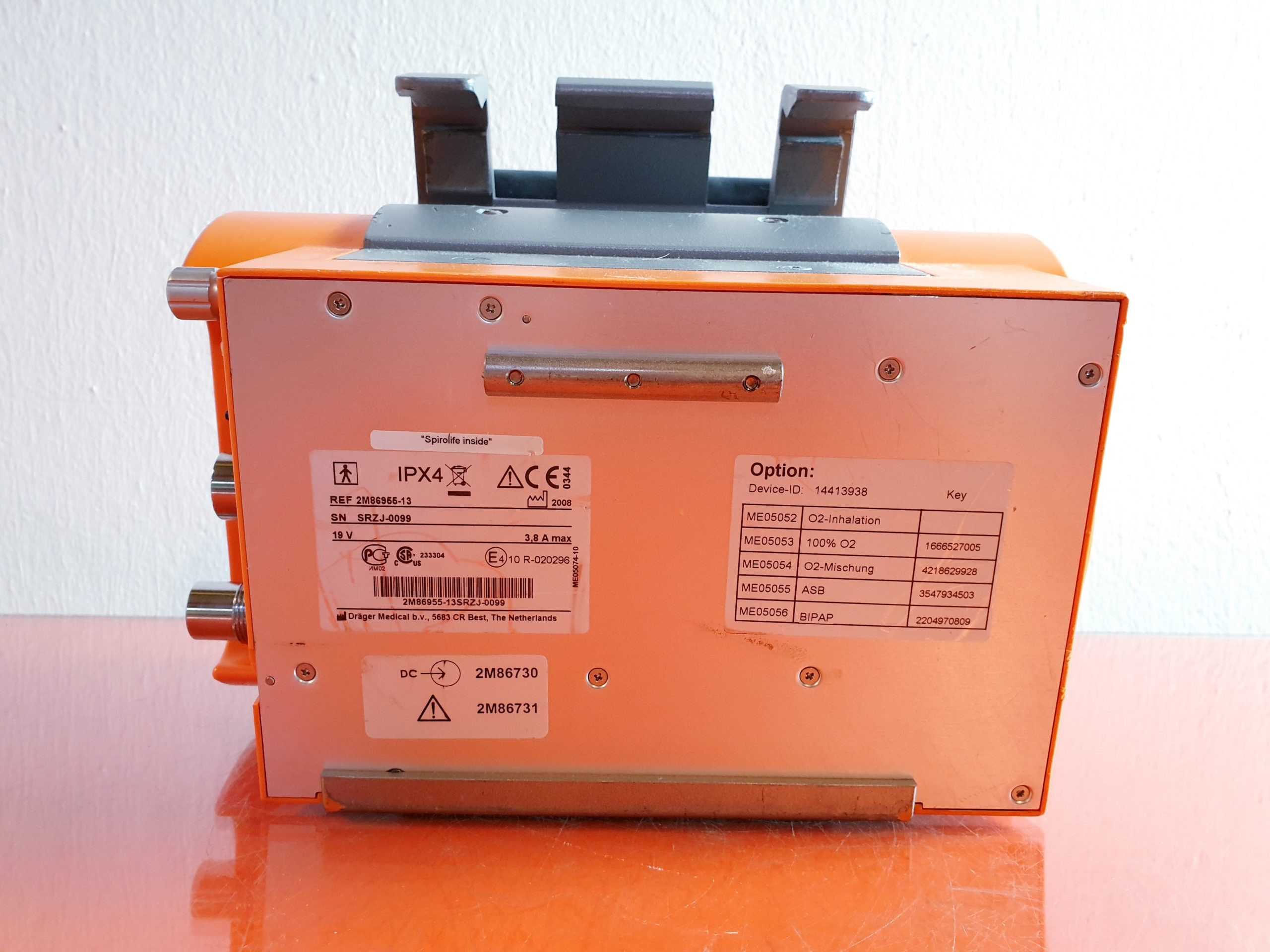 Dräger Oxylog 3000 Notfall Beatmungsgerät mit Netzteil – Gepüft thumbnail 7
