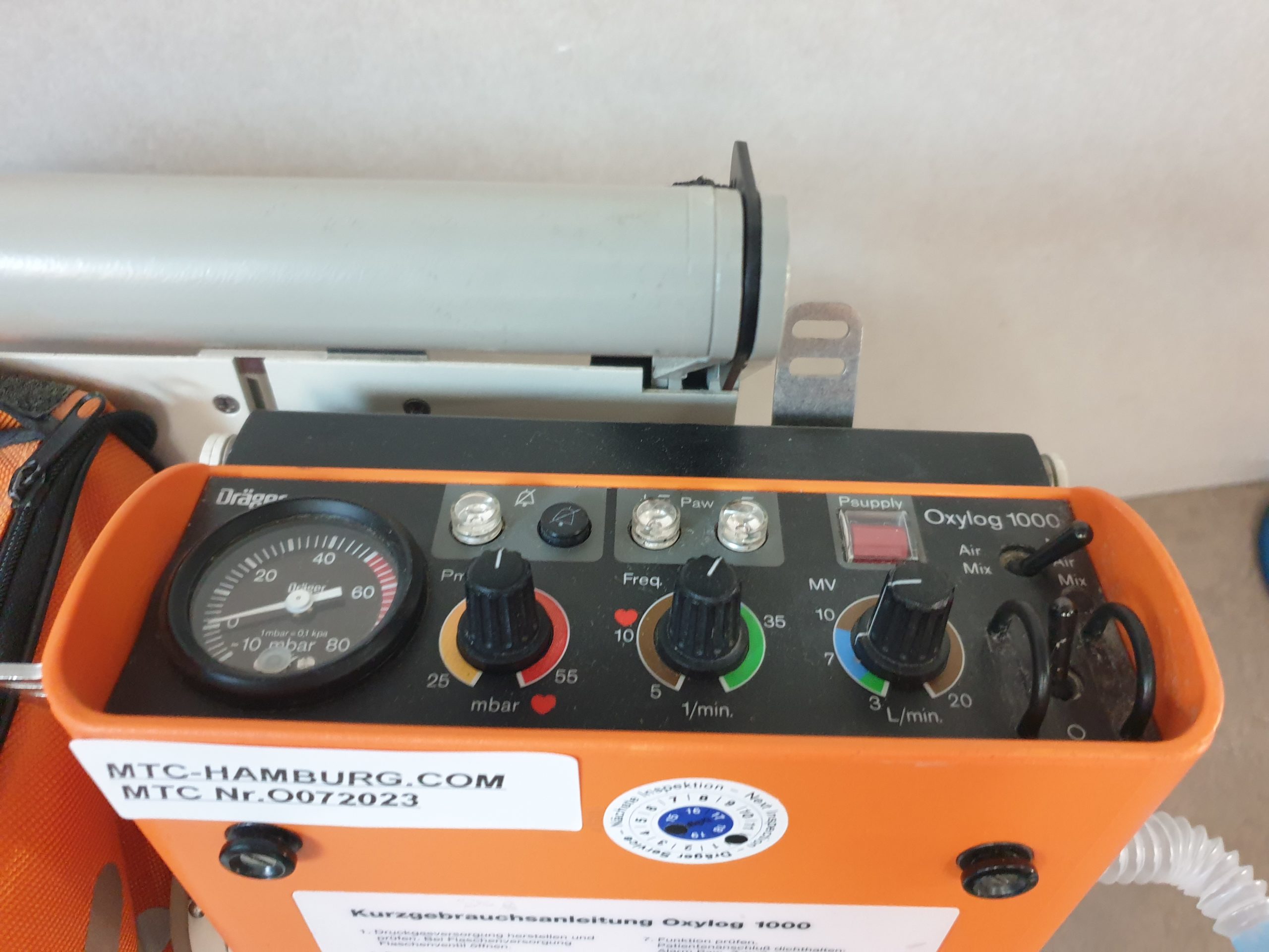 Dräger / Draeger Oxylog 1000 Beatmungsgerät / Emergency Ventilator KFZ-Halterung und Trageplatte thumbnail 3
