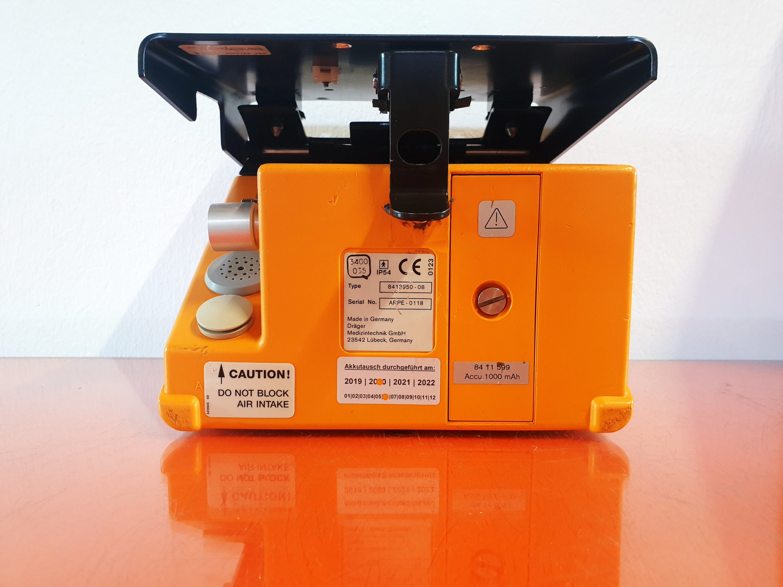 Dräger / Draeger Oxylog 2000 Beatmungsgerät / Emergency Ventilator thumbnail 5