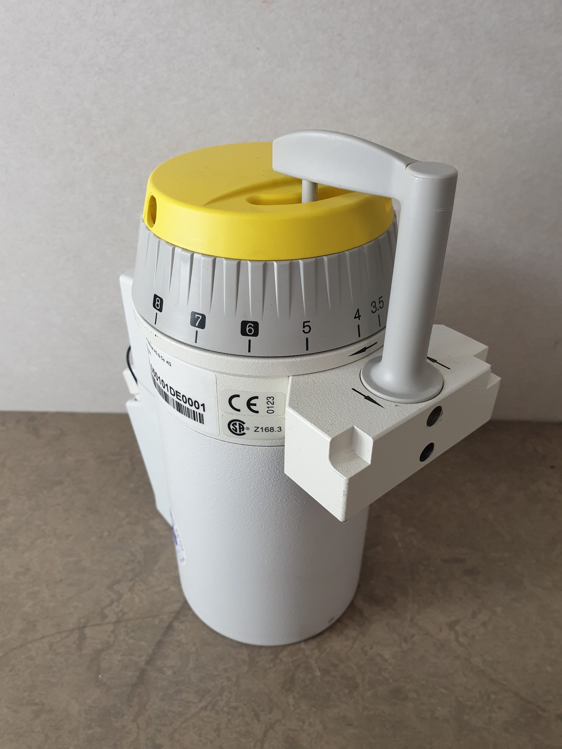 Dräger Sevoflurane Vapor 2000 Vaporizer thumbnail 3