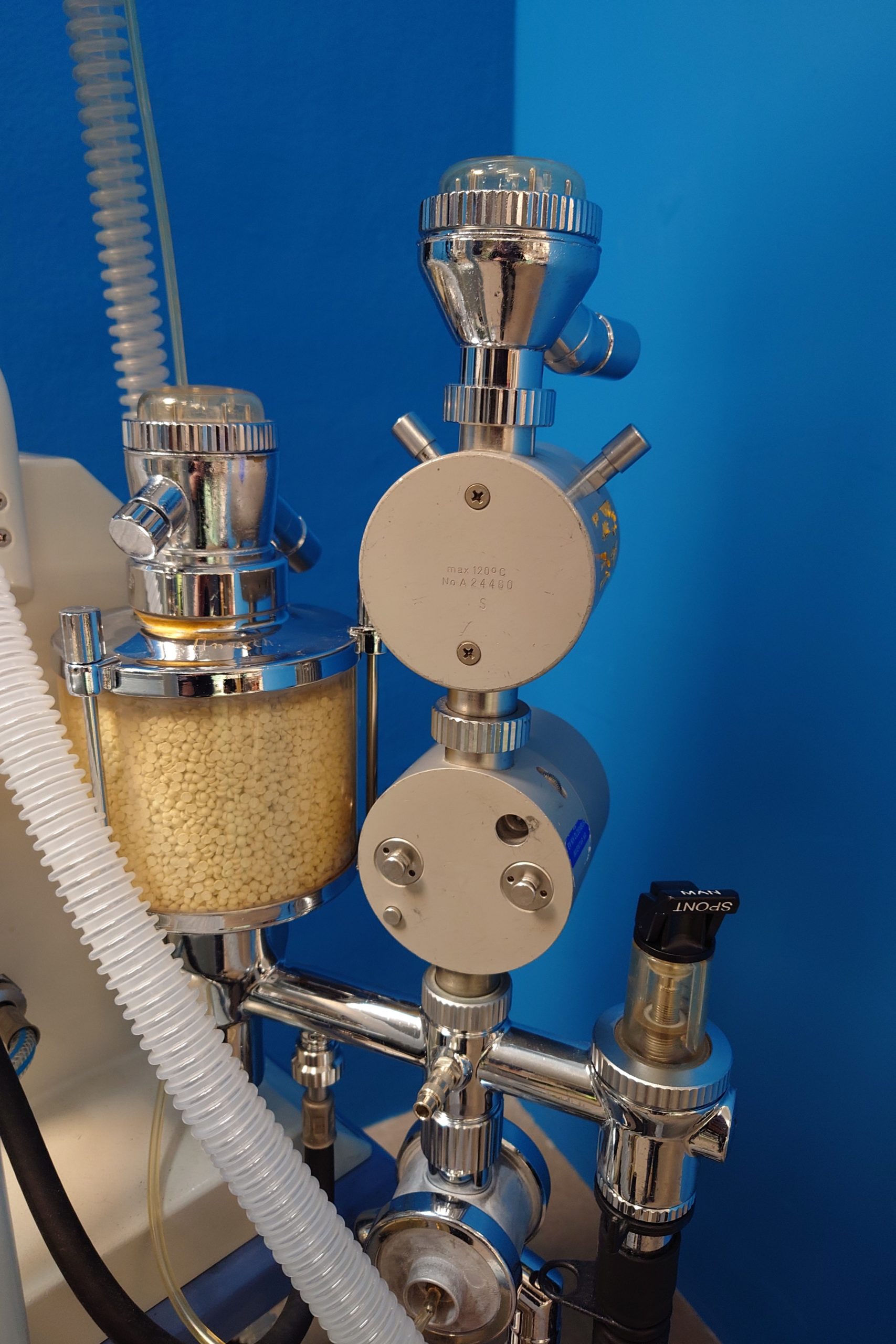 Dräger – Draeger Titus mit Ventilog 2 – Kreisteil – Barolog – Volumeter – auf Fahrbarem Gestell thumbnail 4