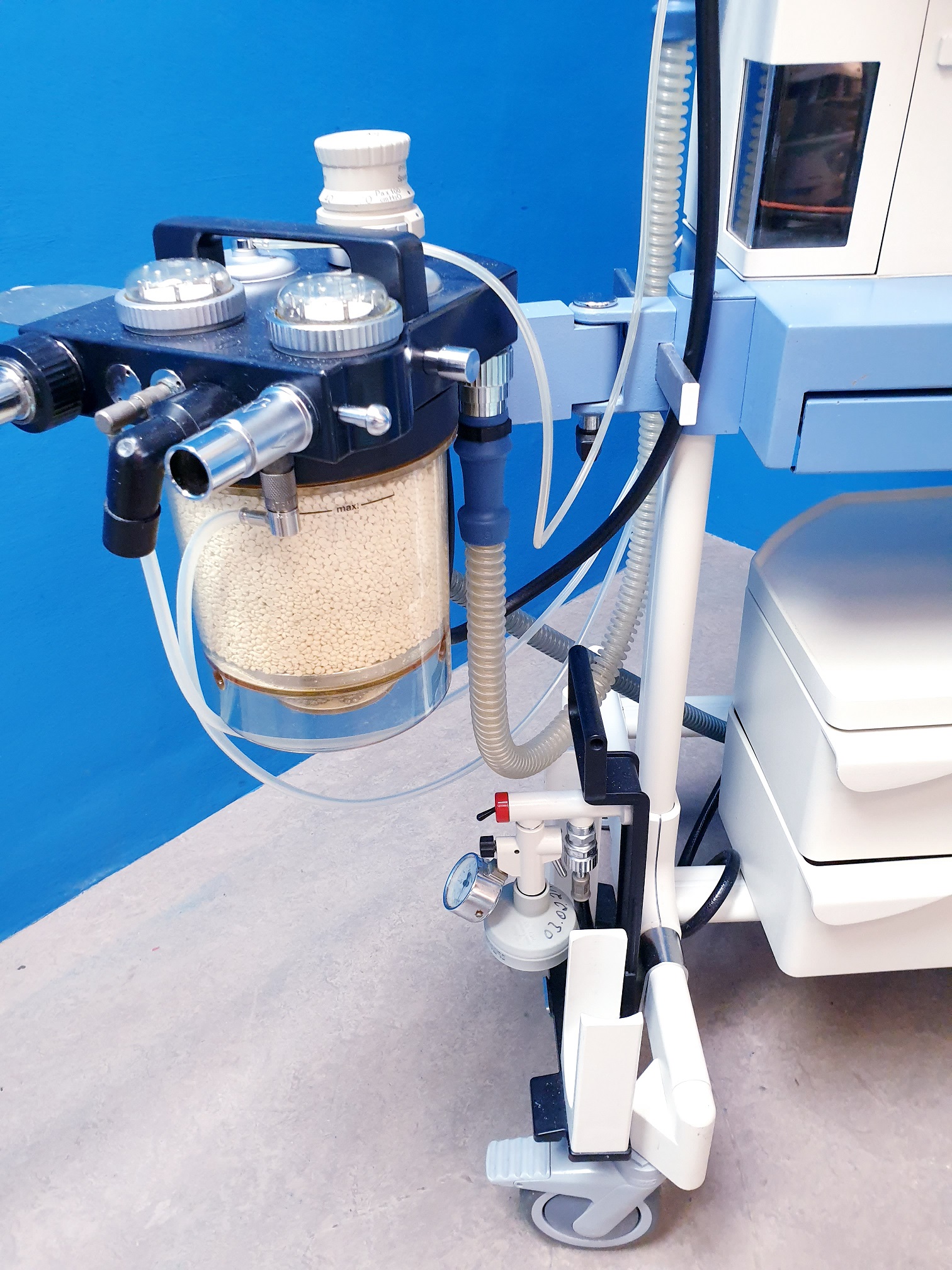 Dräger Fabius Narkosegerät mit PM 8050 Gasmonitor SW: 02.80 3 Gasig thumbnail 7