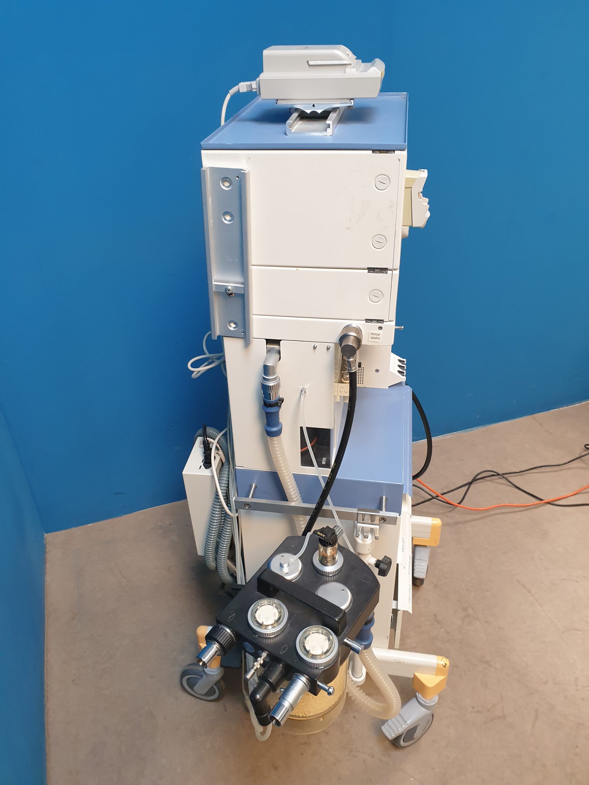 Dräger Fabius Narkosegerät mit PM 8050 Gasmonitor – FAHRBAR thumbnail 4