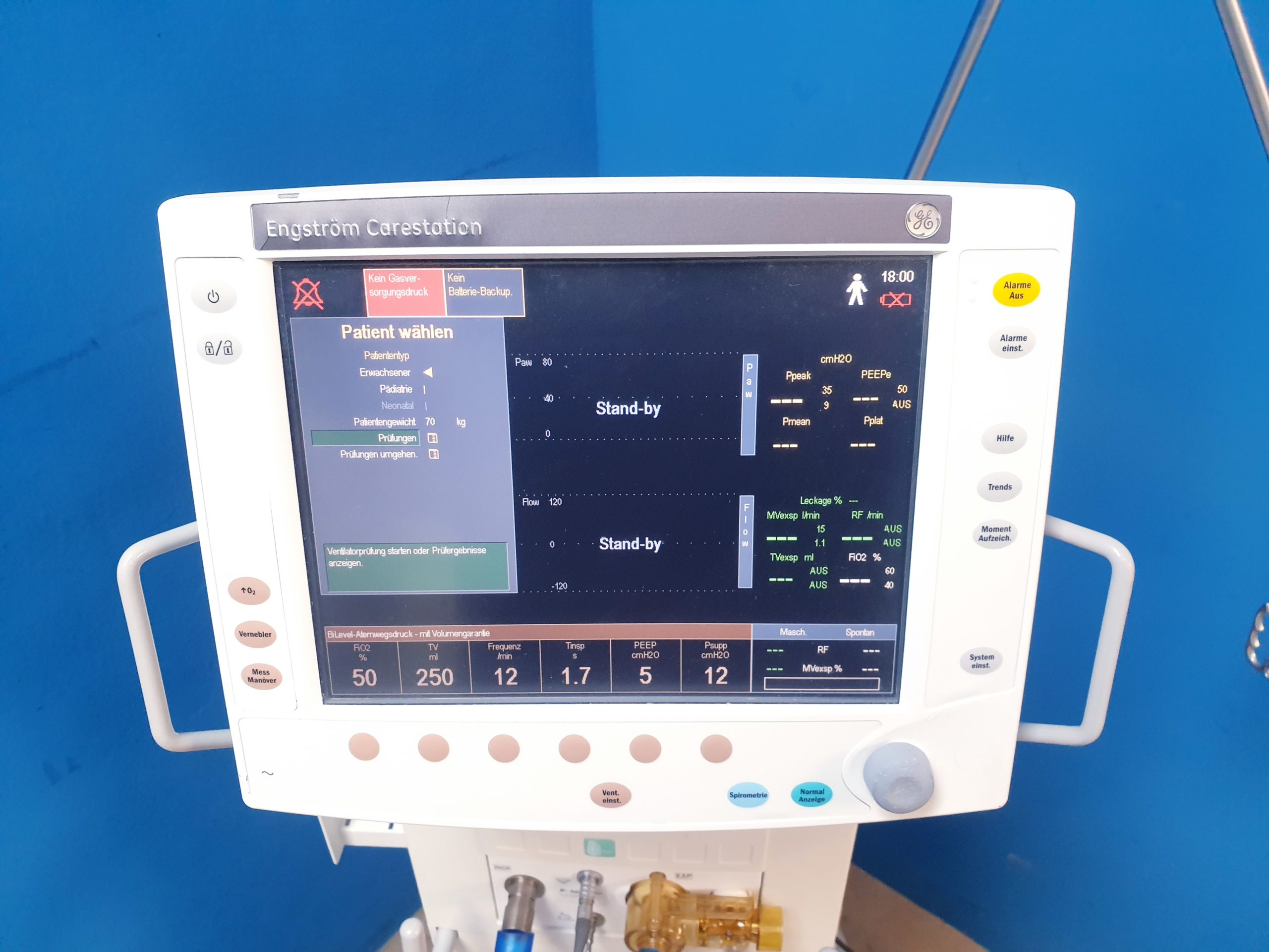 GE Engström Carestation Ventilator thumbnail 4