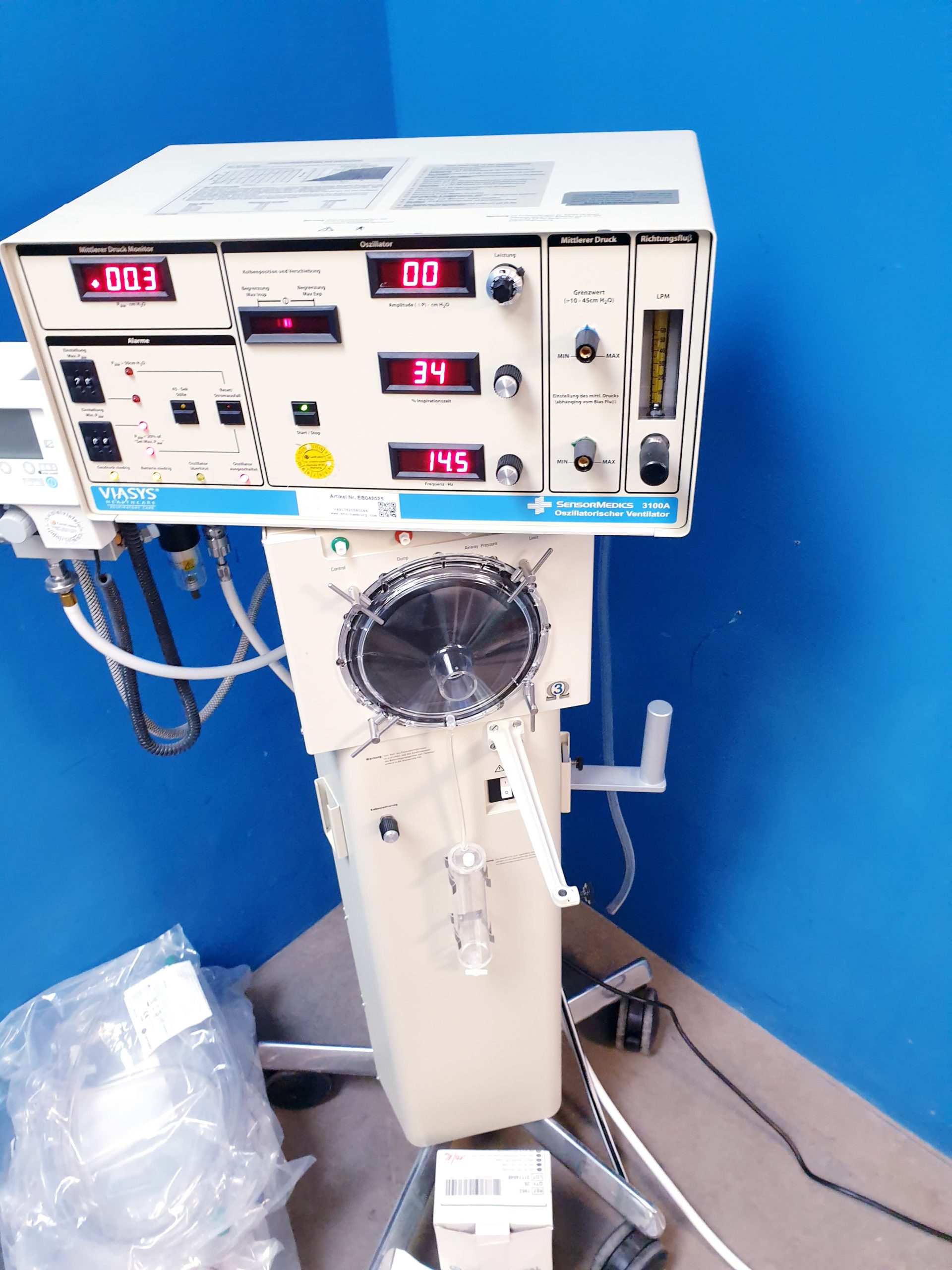 VIASYS Carefusion SensorMedics 3100A 3100 A Ventilator mit Zubehör thumbnail 2