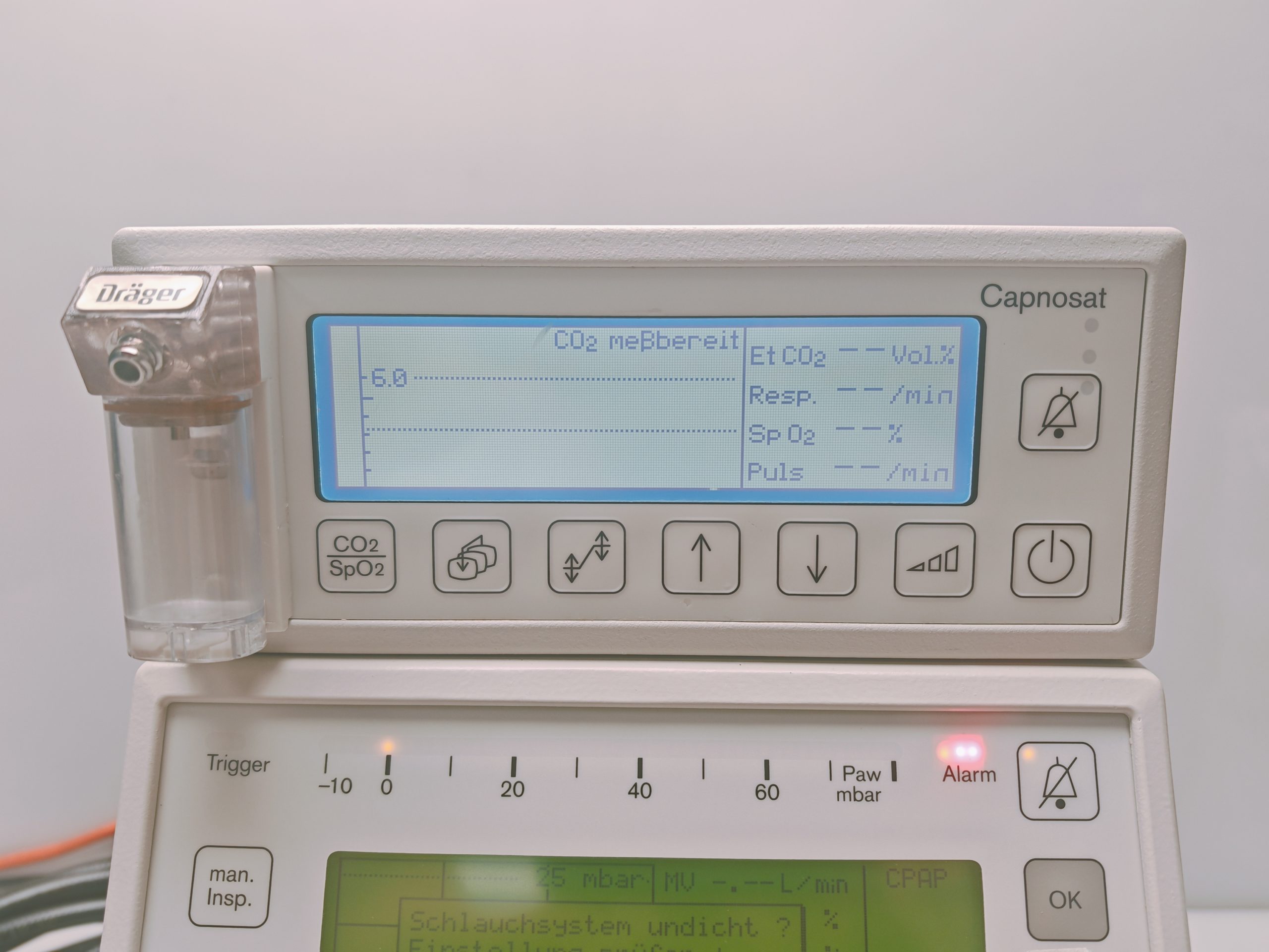 Dräger Drager Babylog 8000 + Capnostat – Beatmungsgerät thumbnail 3