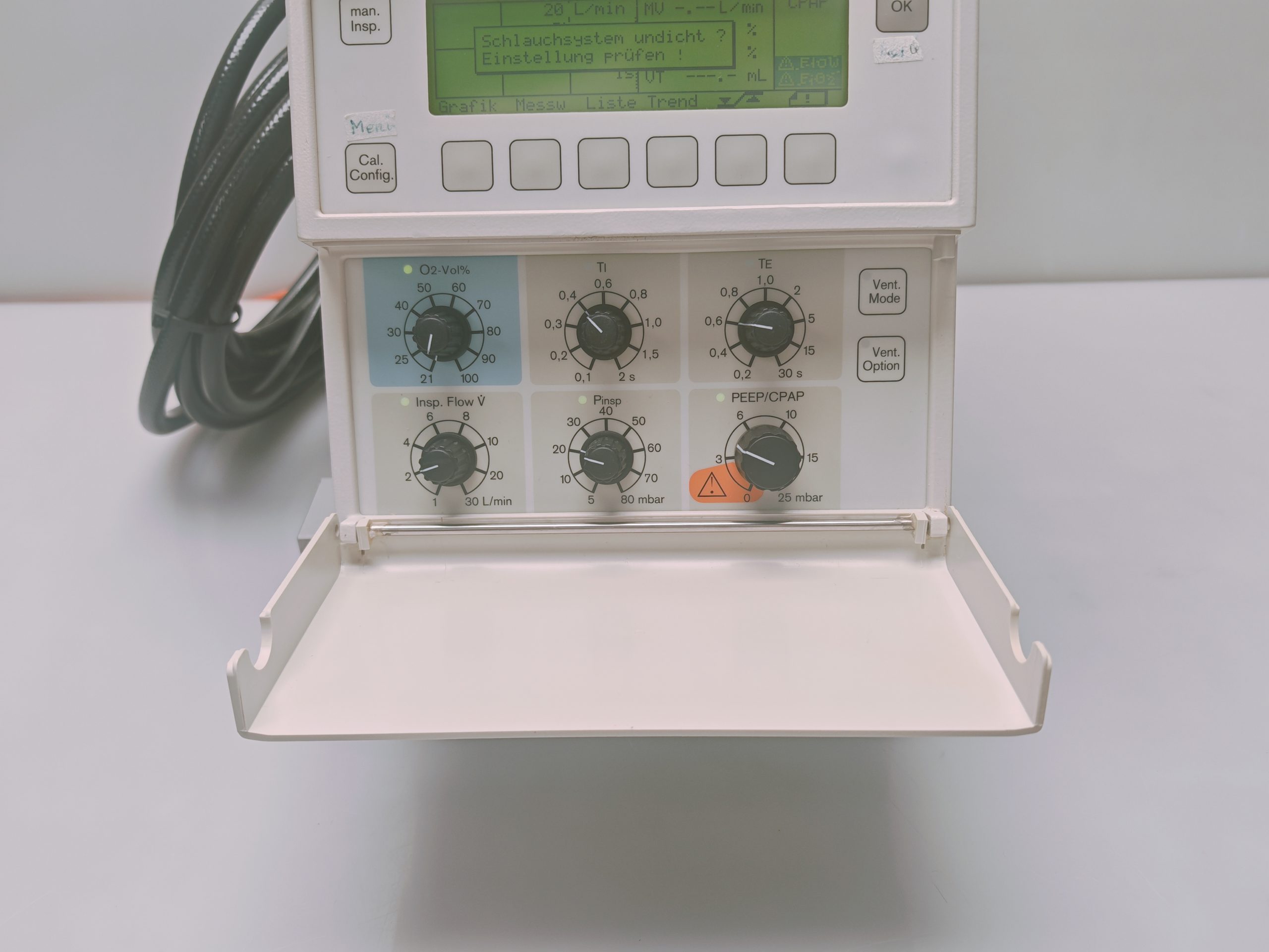 Dräger Drager Babylog 8000 + Capnostat – Beatmungsgerät thumbnail 12