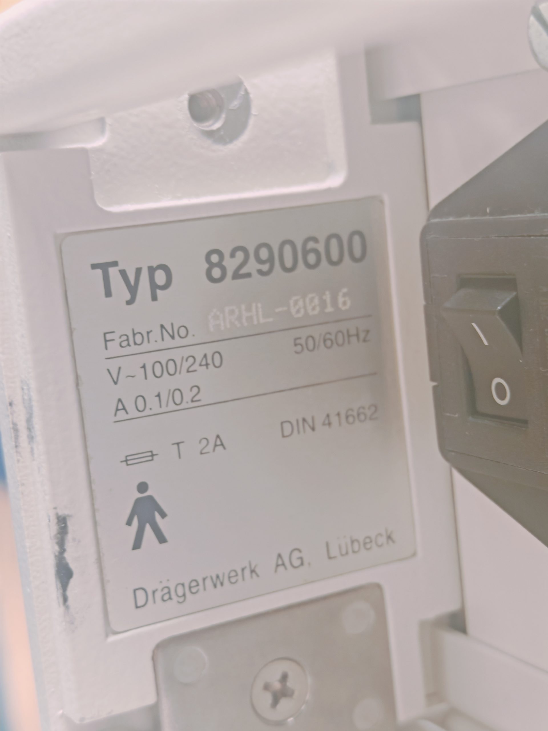 Dräger Drager Babylog 8000 + Capnostat – Beatmungsgerät thumbnail 14