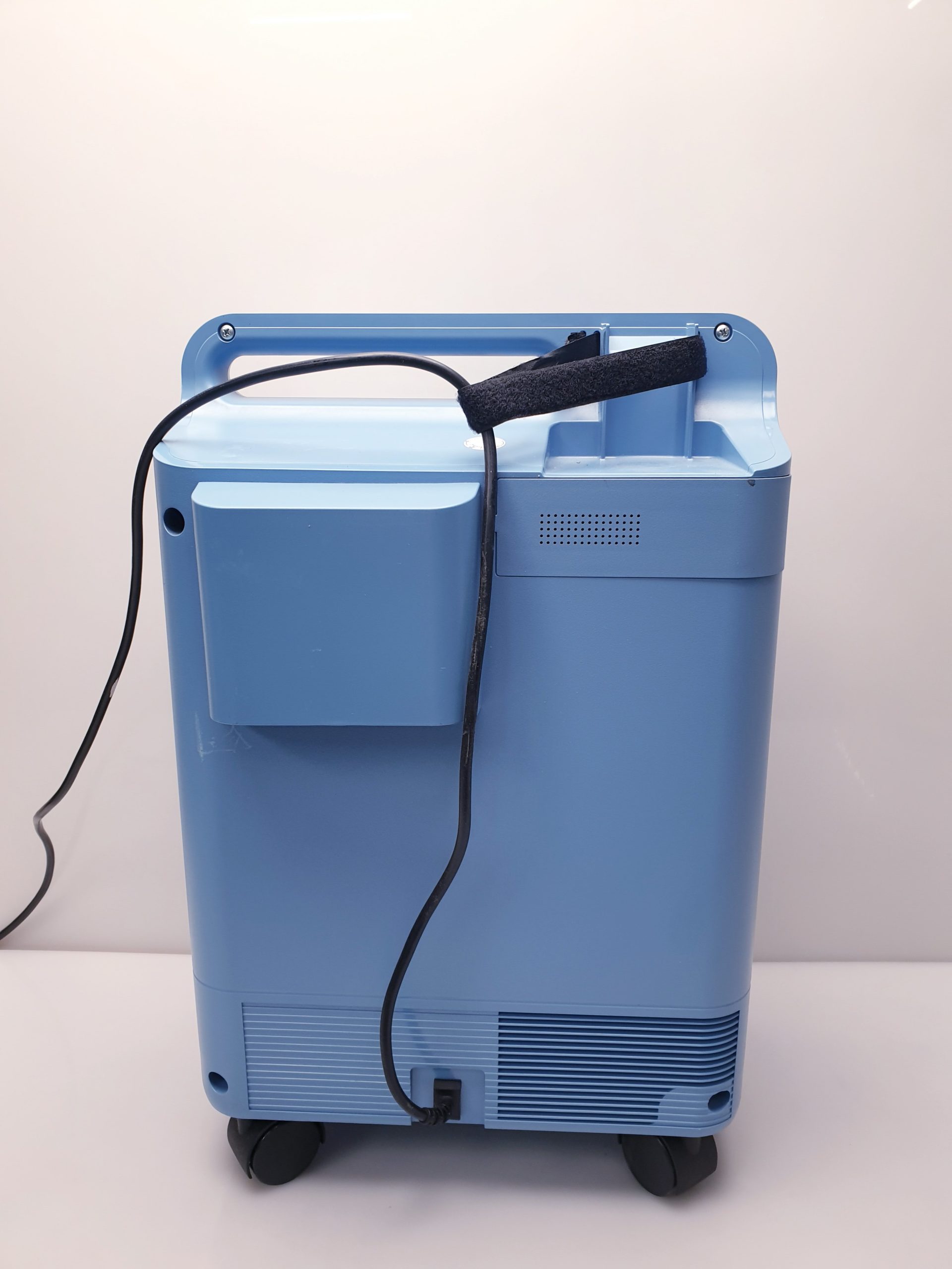 Philips Respironic Ever flo intl Opi Sauerstoffkonzentrator thumbnail 10