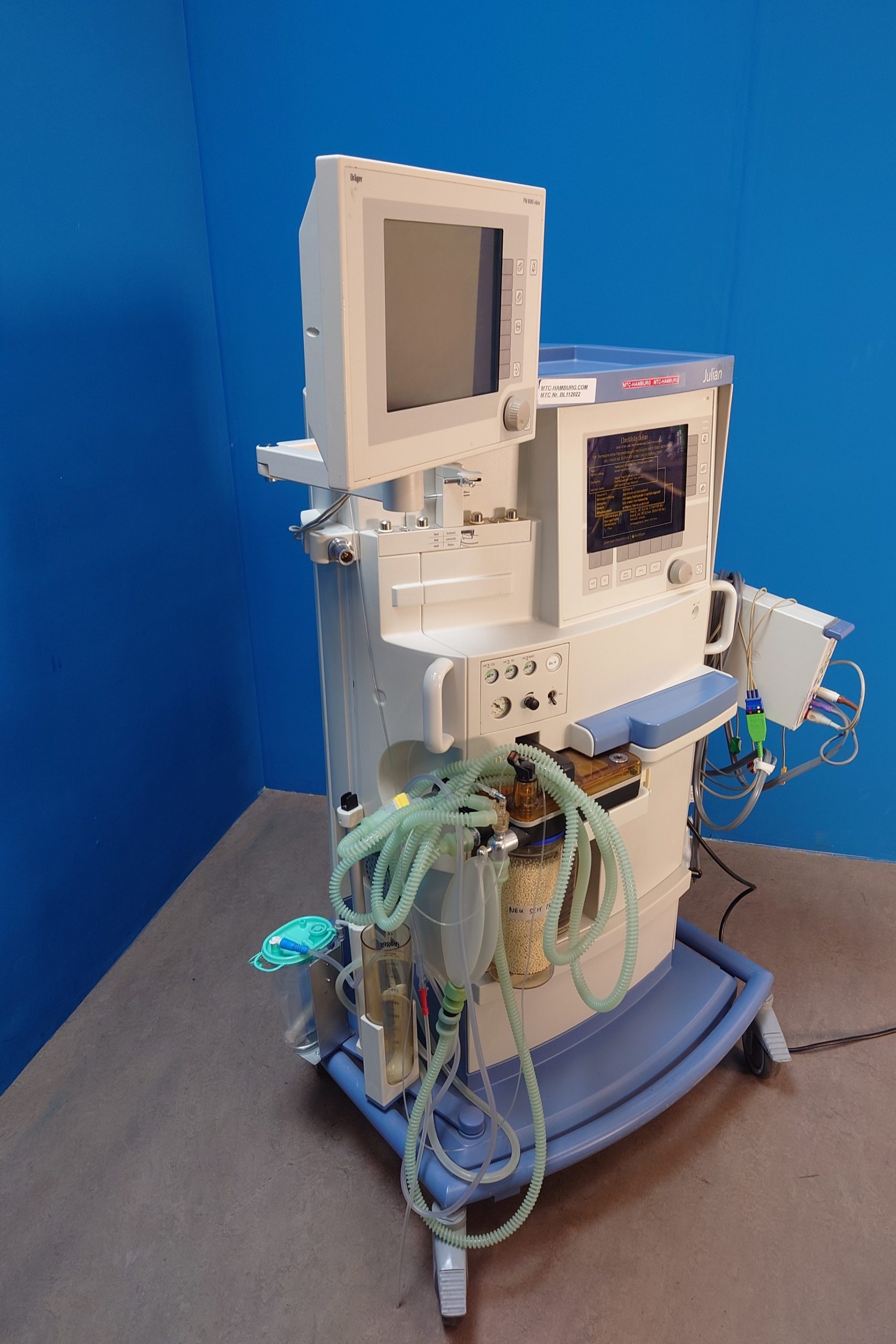 Dräger – Draeger Julian mit Pb8800 und PM8060 Vitara Überwachungsmonitor – Narkosegerät thumbnail 3
