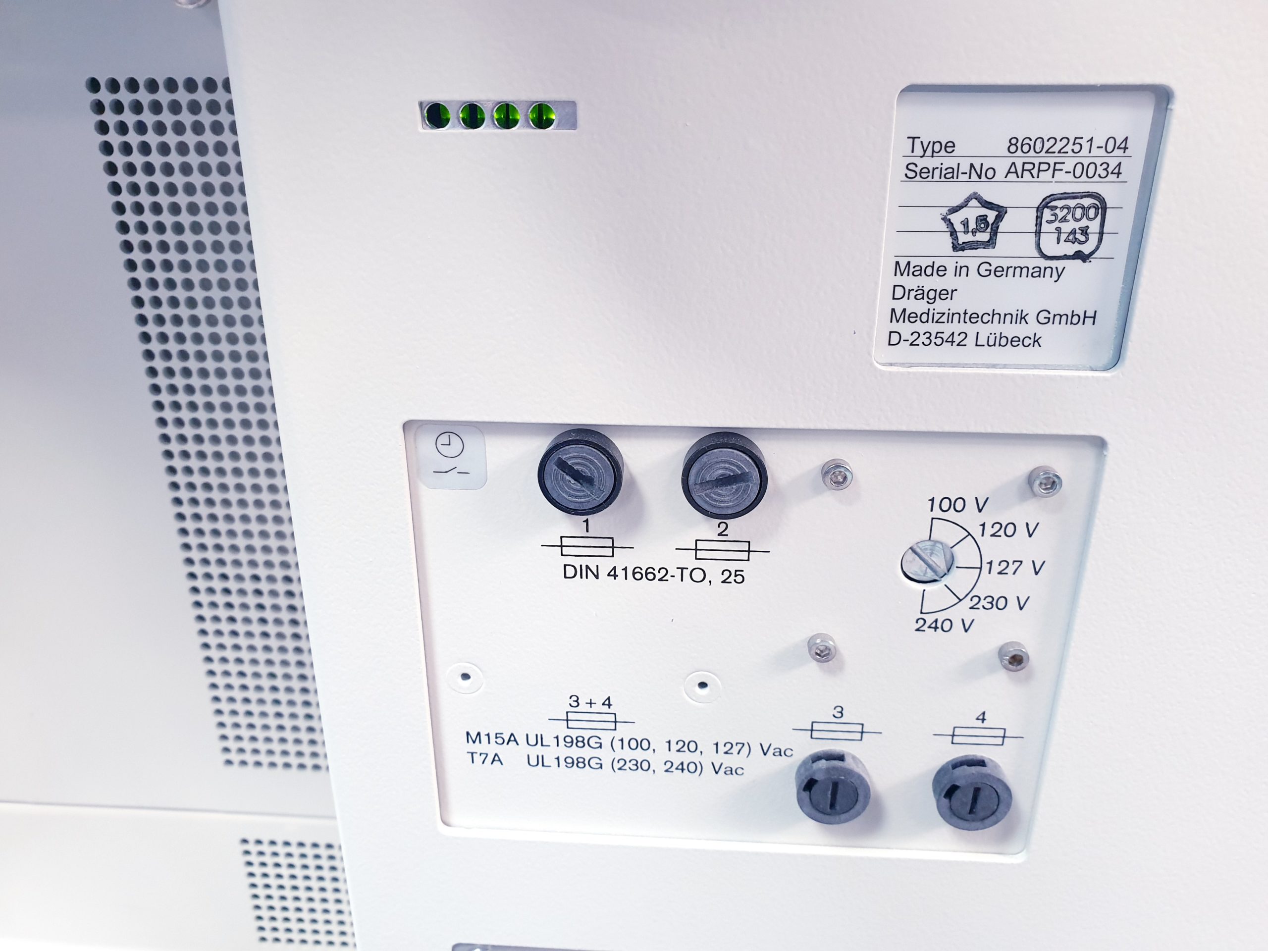 Dräger Cicero EM Narkosegerät mit PM 8060 Monitor // PB8800 thumbnail 10