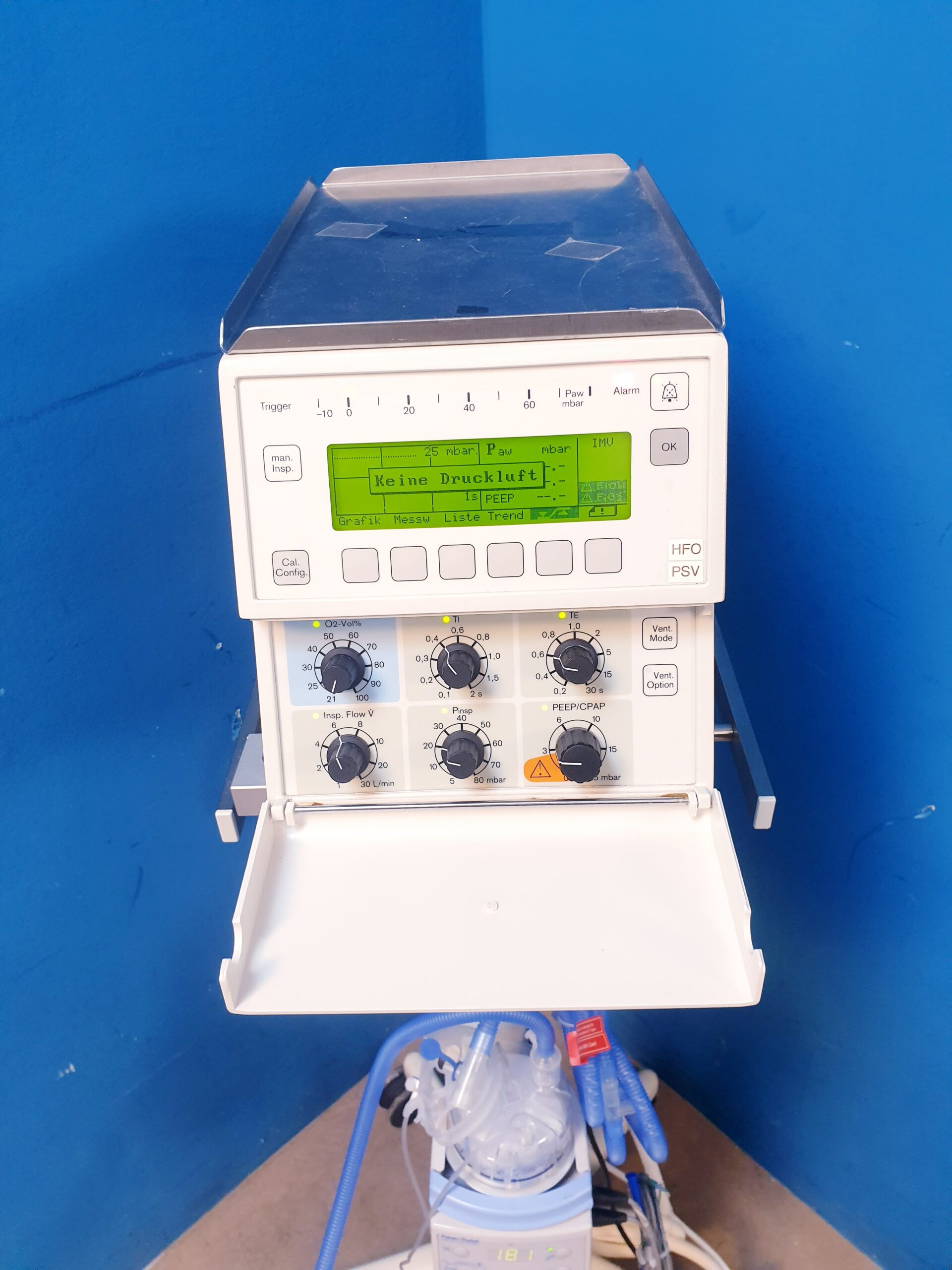 Dräger Babylog 8000 plus Beatmungsgerät für Neonaten thumbnail 22
