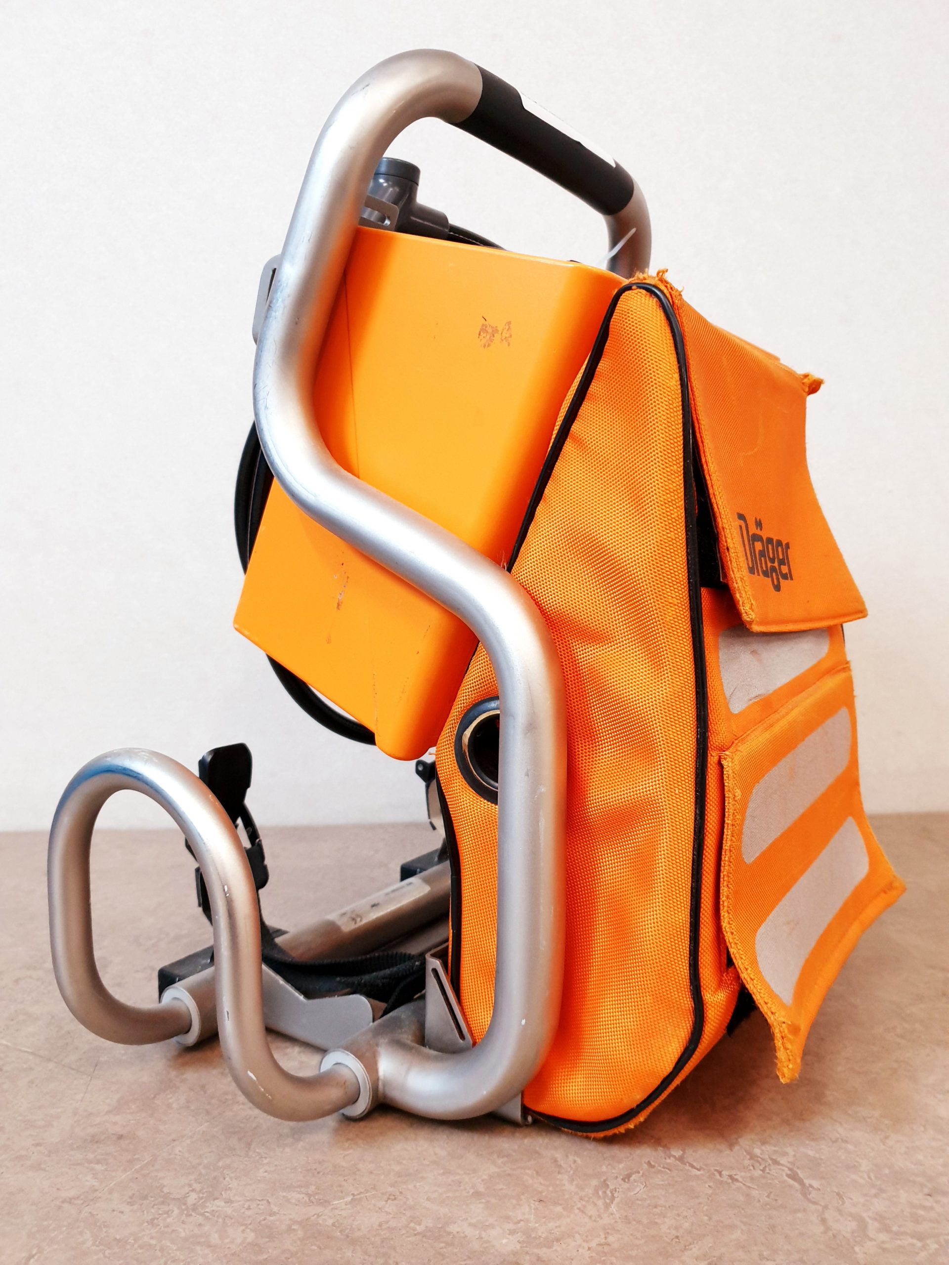 Dräger Draeger Oxylog 2000 Beatmungsgerät Emergency Ventilator mit Netzteil — thumbnail 3