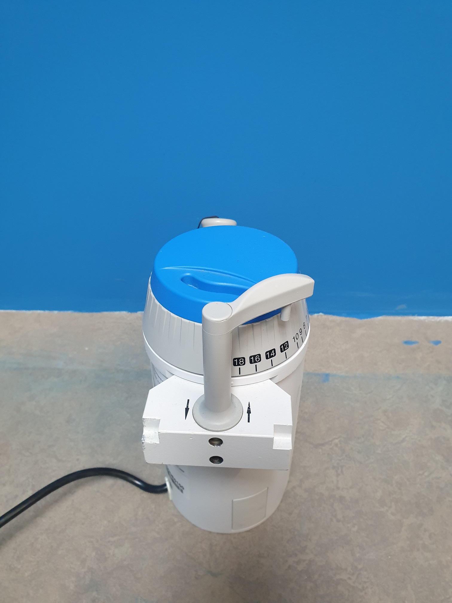Drager Dräger D-Vapor Desflurane Vaporizer Vapor thumbnail 3