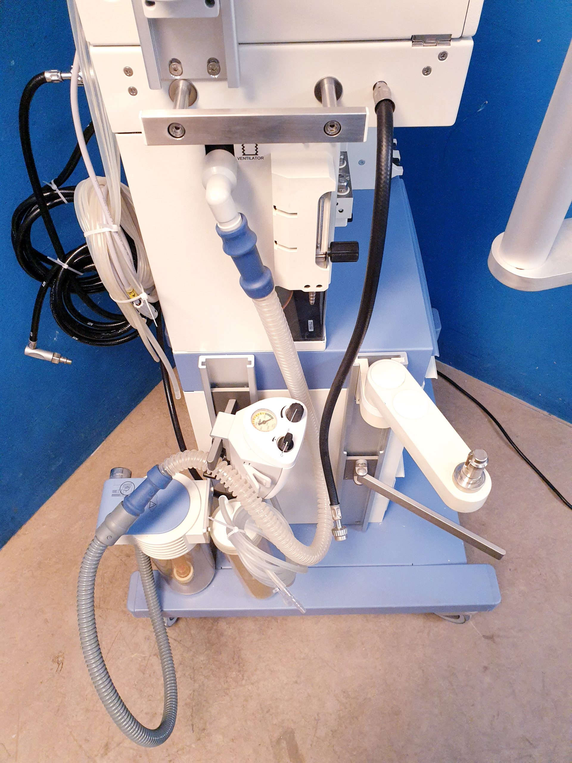 Draeger Dräger Fabius Plus Narkose Beatmungsgerät SW-V 3.37 thumbnail 5