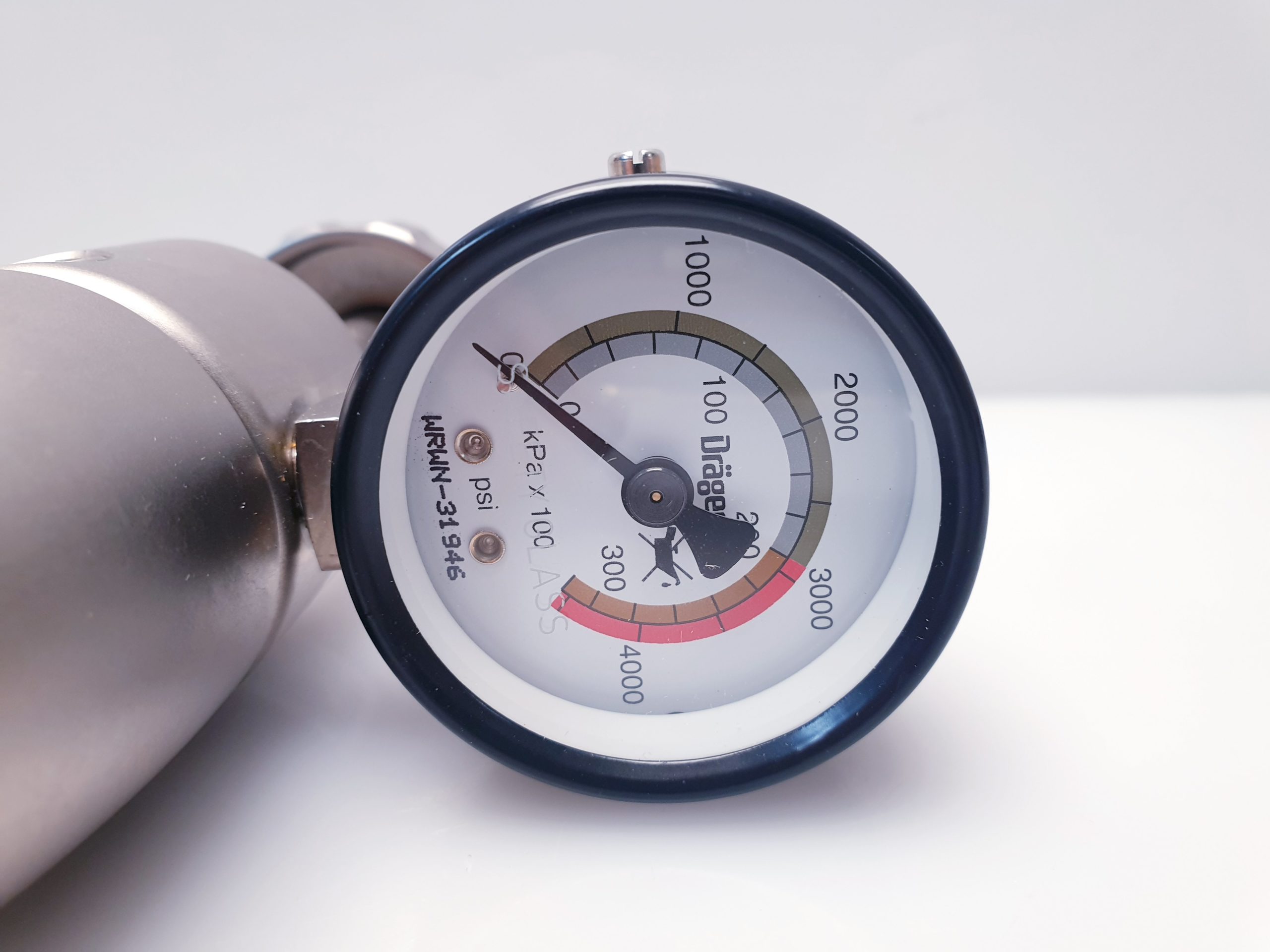 Dräger 8603509-02 Druckminderer mit Manometer thumbnail 6