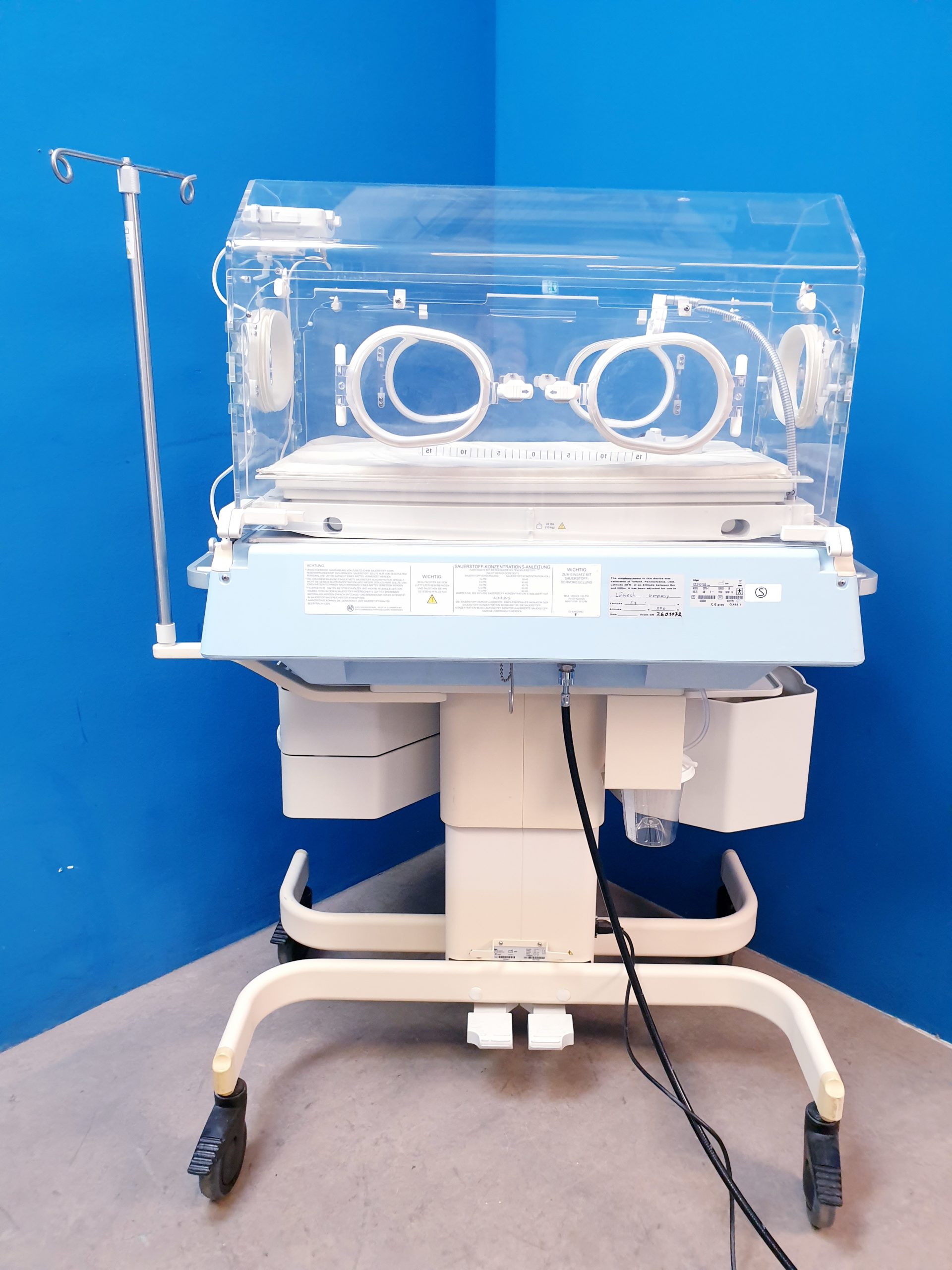 Dräger Isolette 8000 Inkubator thumbnail 8