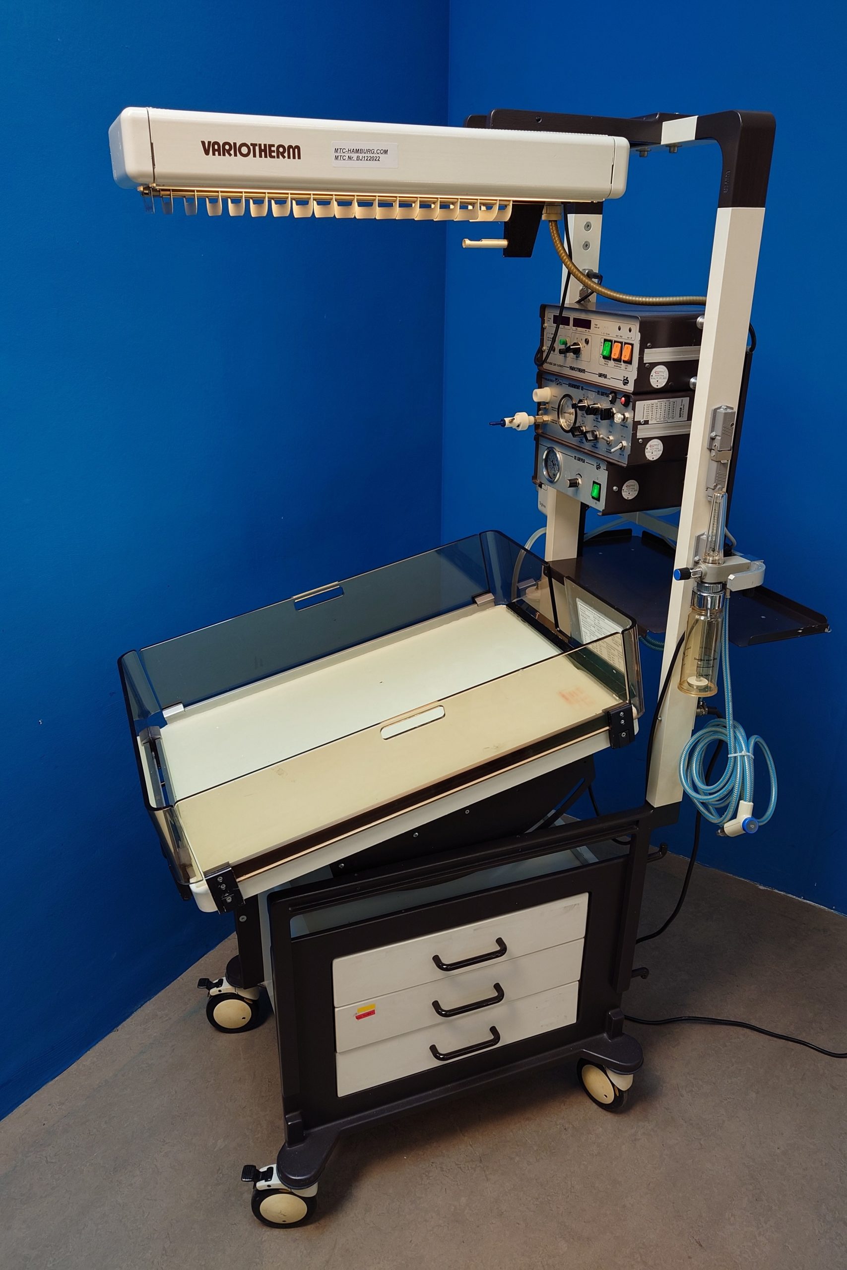 Weyer Variotherm Ceramotherm Säuglings-Reanimations und Intensivpflegeeinheit mit Strahler — image 1 of 4