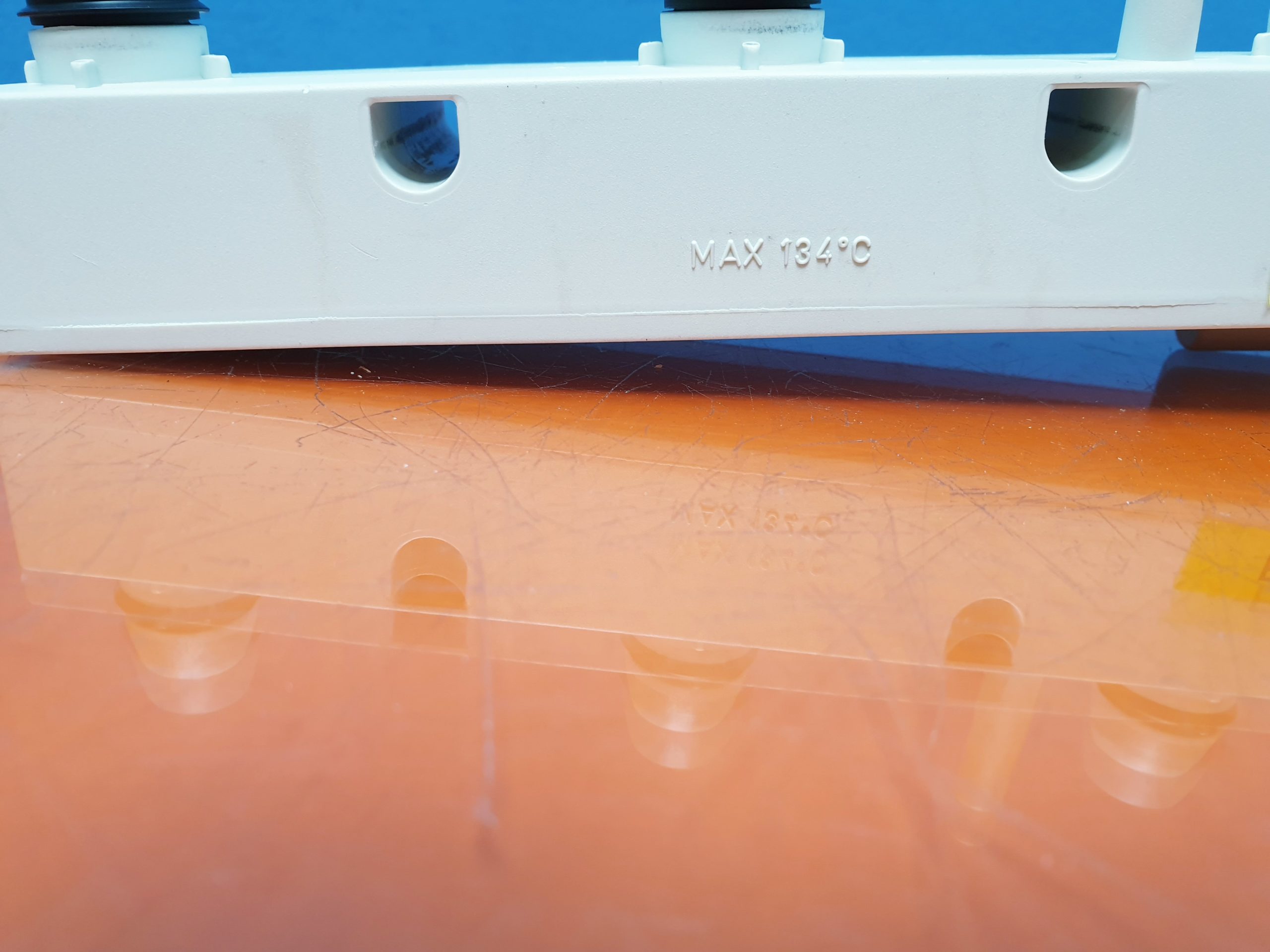 Dräger Wasserflaschenhalterung for Inkubator SC 8000 // IC8000 thumbnail 3