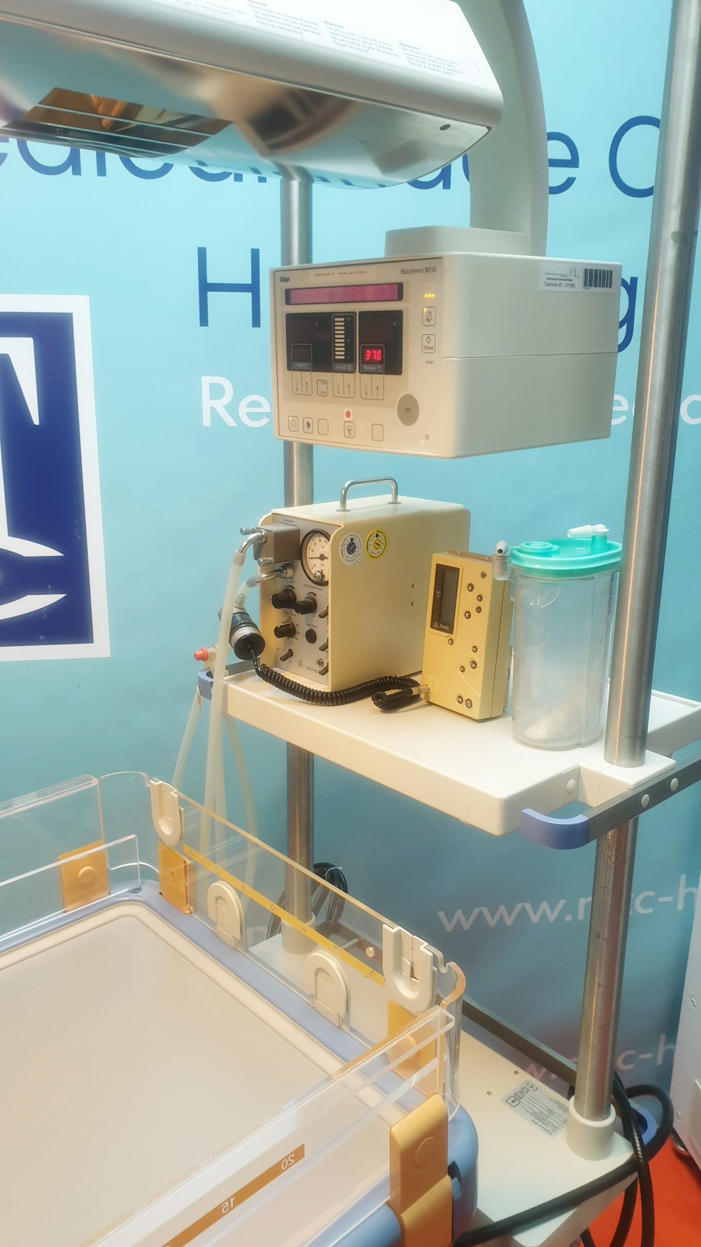 Dräger // Draeger Babytherm 8010 + Babylog 2 Beatmungsgerät + Oxydig thumbnail 3