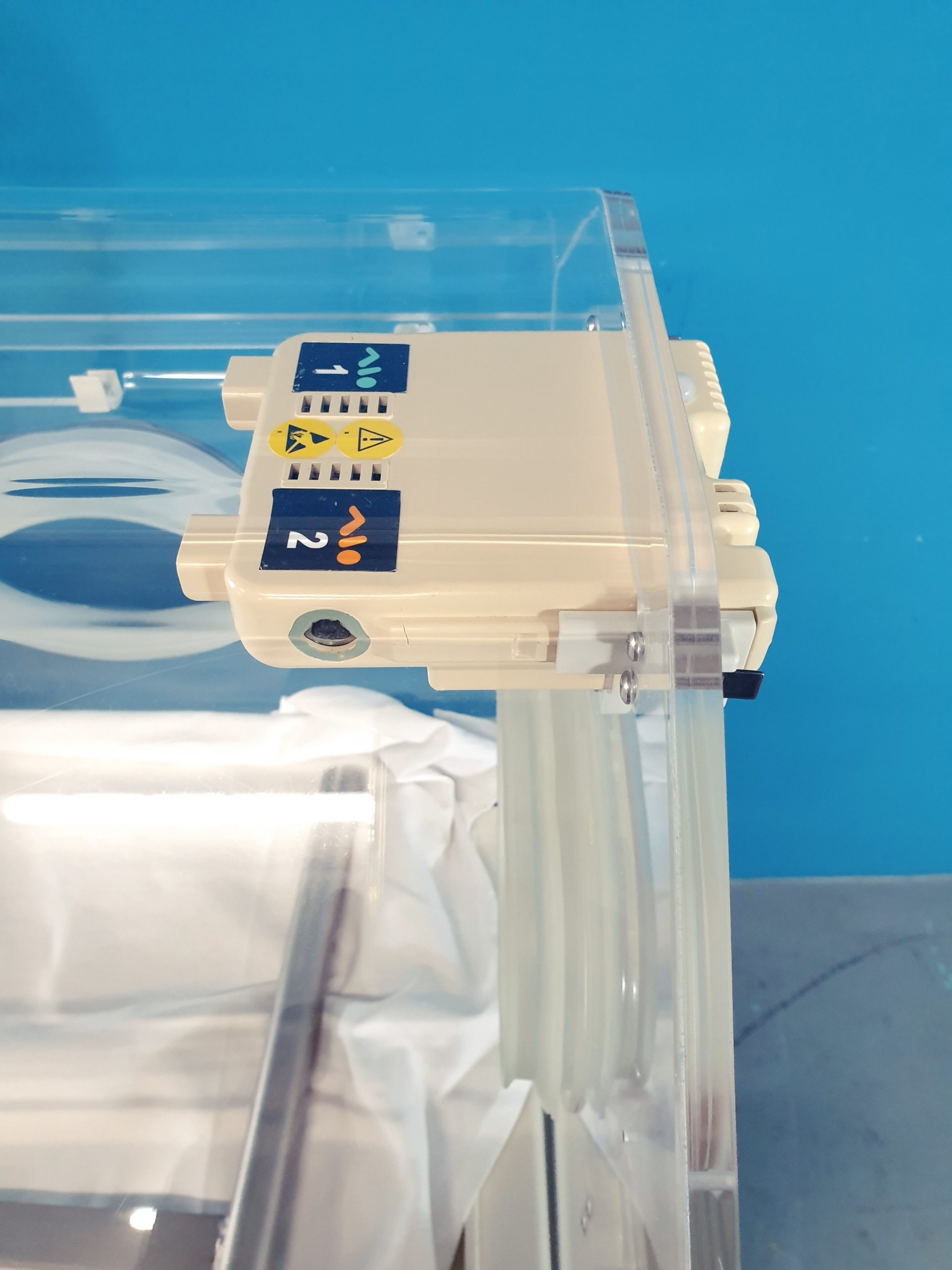 Dräger – Draeger Air Shields Isolette C2000 C 2000 Incubator / Inkubator Neonatal thumbnail 8