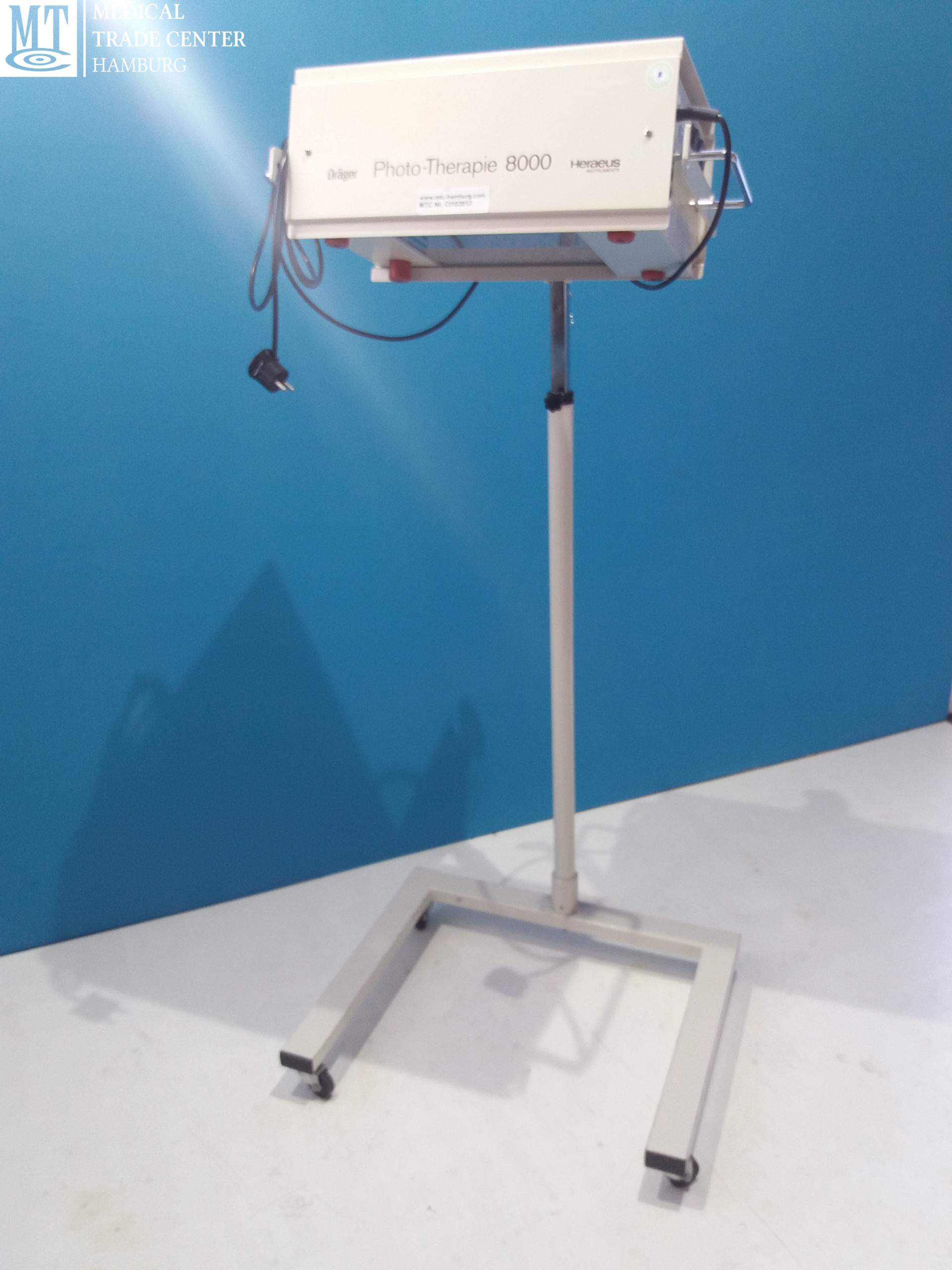 Heraeus // Dräger Photo-Therapie 8000 — image 1 of 3