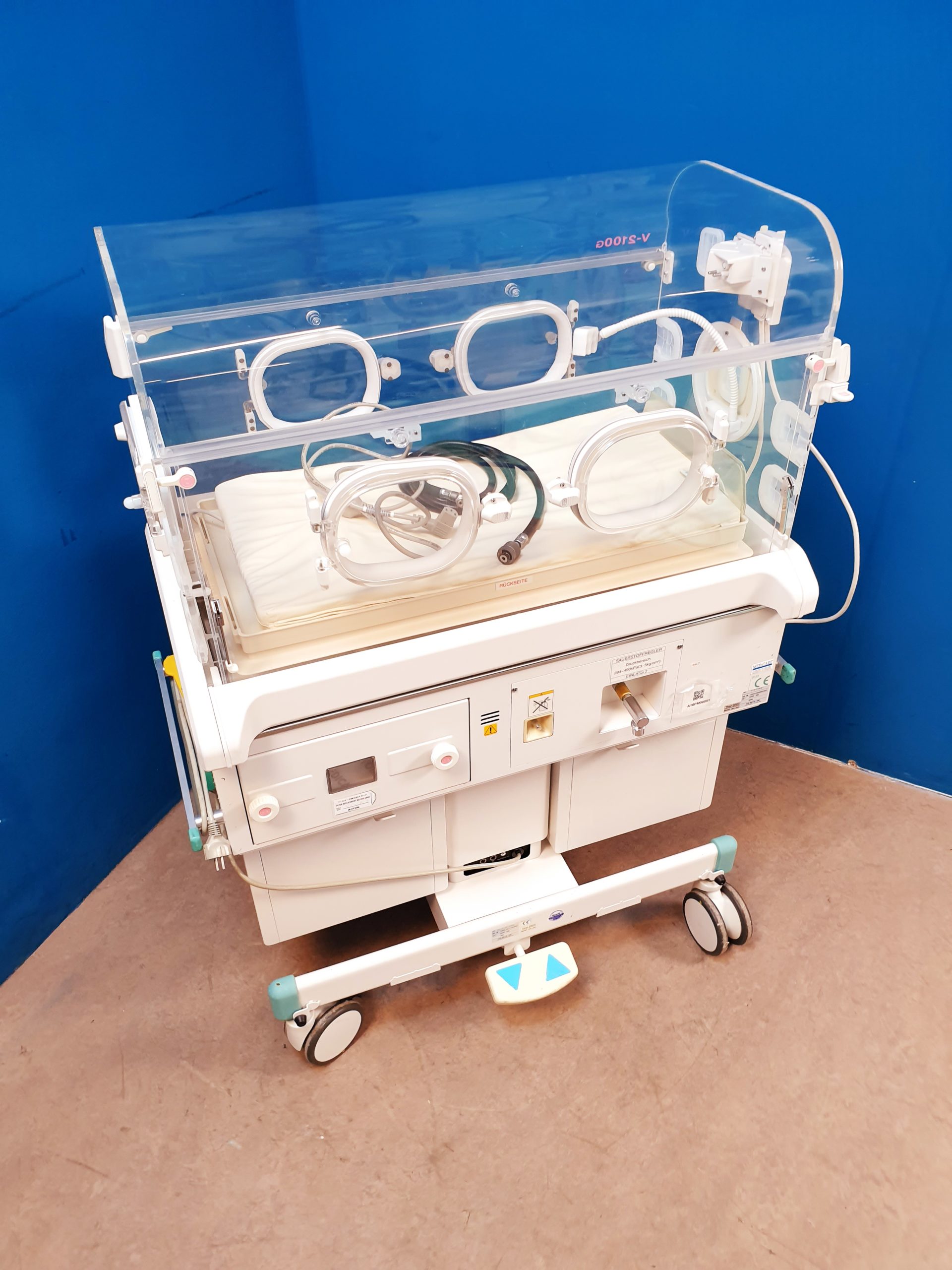 ATOM V-2100G1 Infant Incubator // Inkubator thumbnail 15