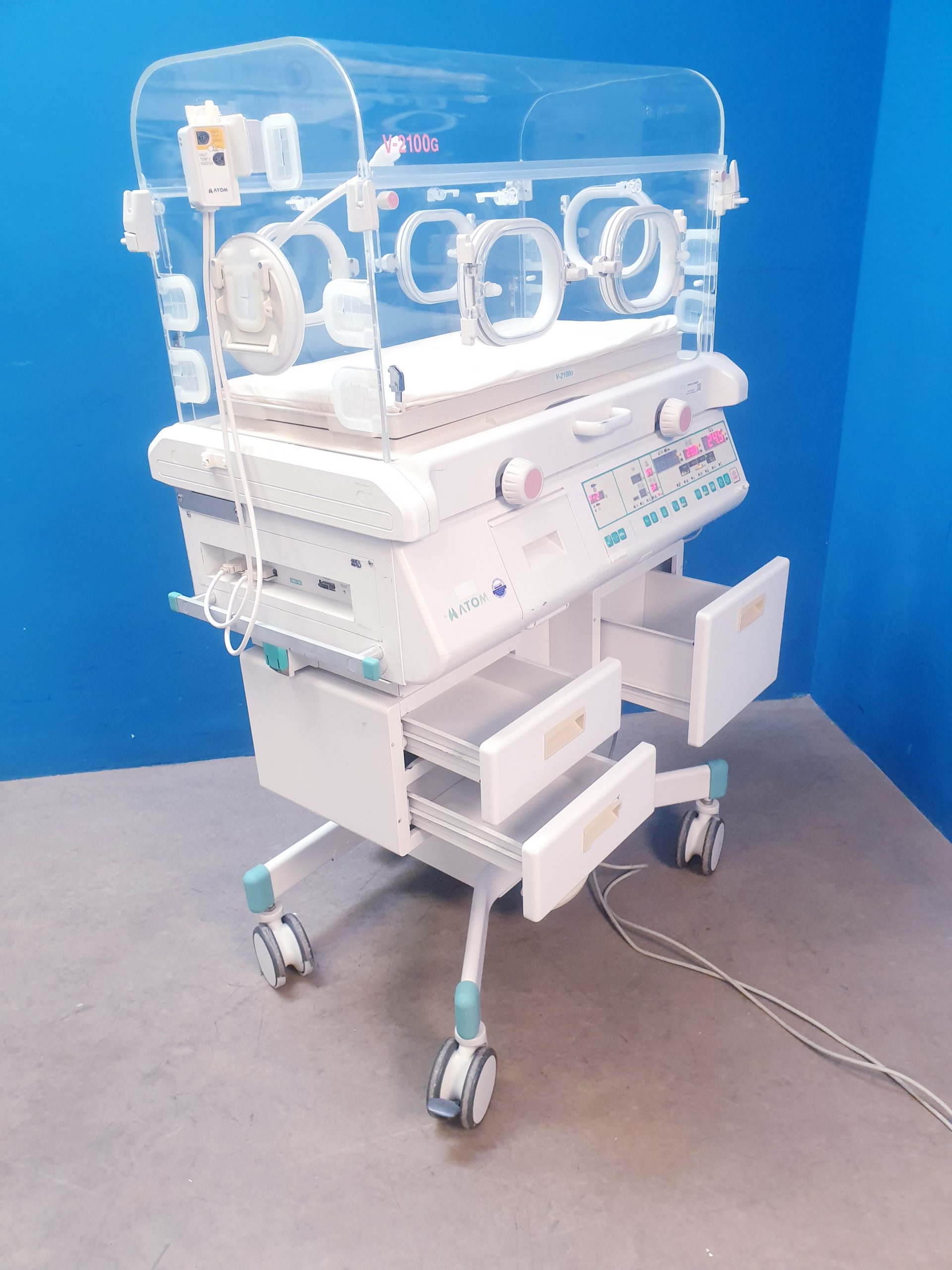 ATOM V-2100 Infant Incubator Inkubator thumbnail 7