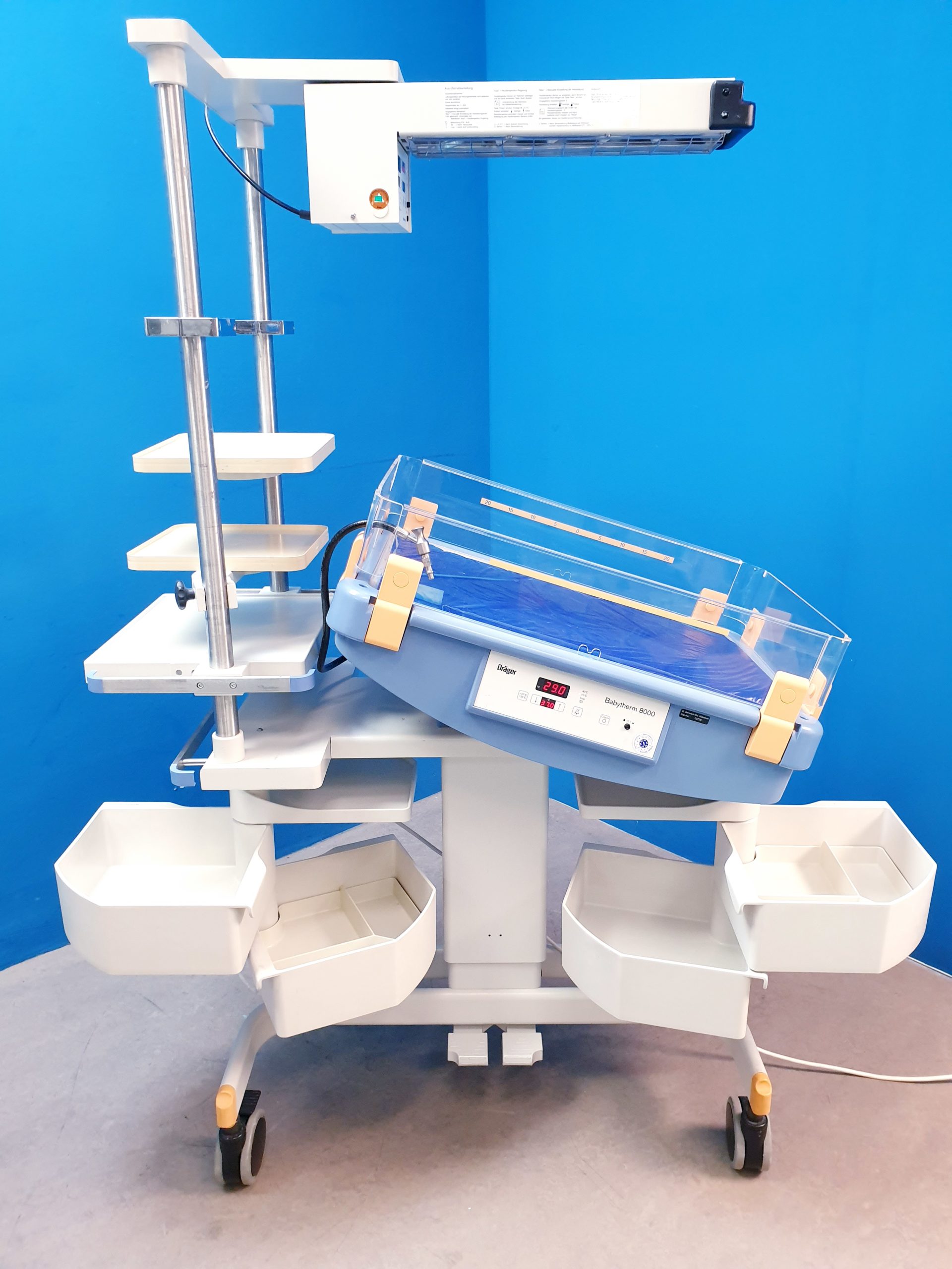 Dräger Babytherm 8000 fahrbare Reanimationseinheit für Neugeborene mit Wärmestrahler thumbnail 11