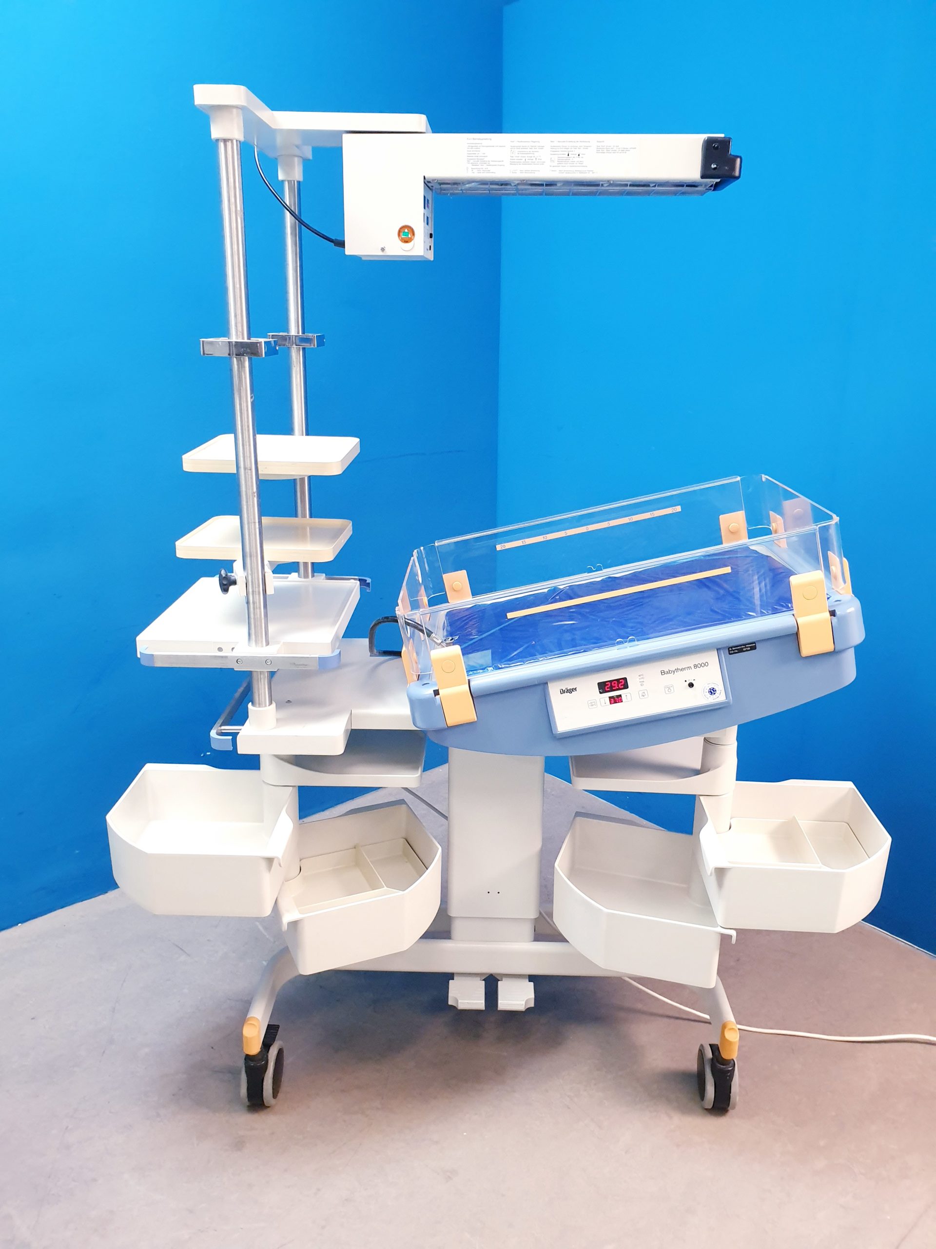 Dräger Babytherm 8000 fahrbare Reanimationseinheit für Neugeborene mit Wärmestrahler thumbnail 12