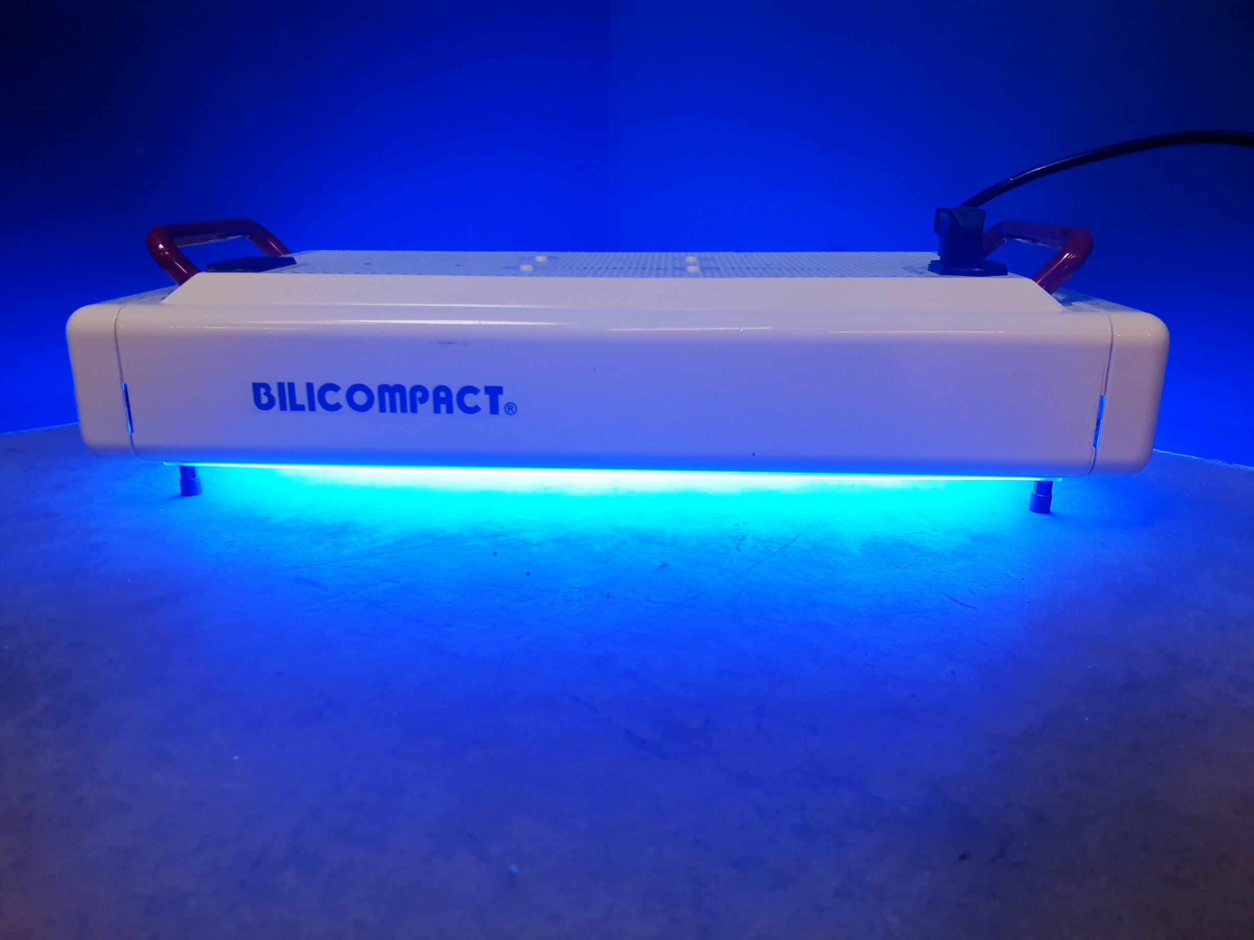 Weyer Bili Compact – Bilicompact Phototherapielampe für Neugeborene thumbnail 4