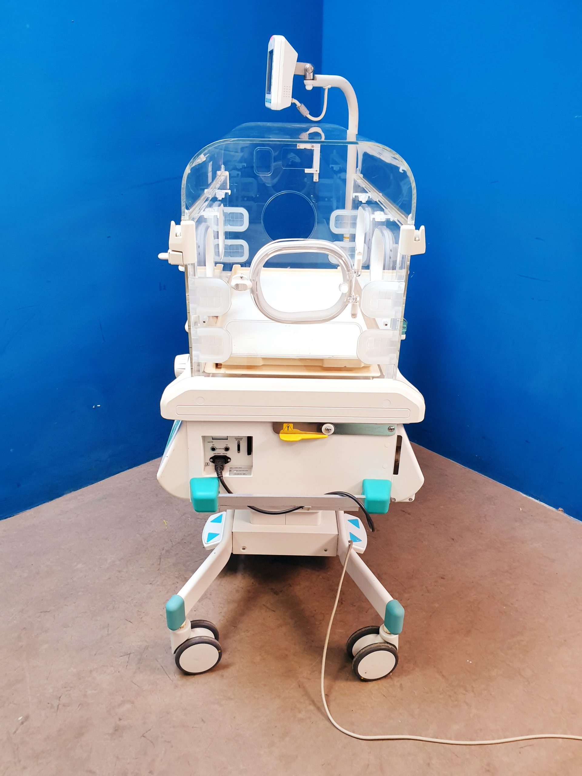 ATOM V-2200 Infant Incubator Inkubator thumbnail 5