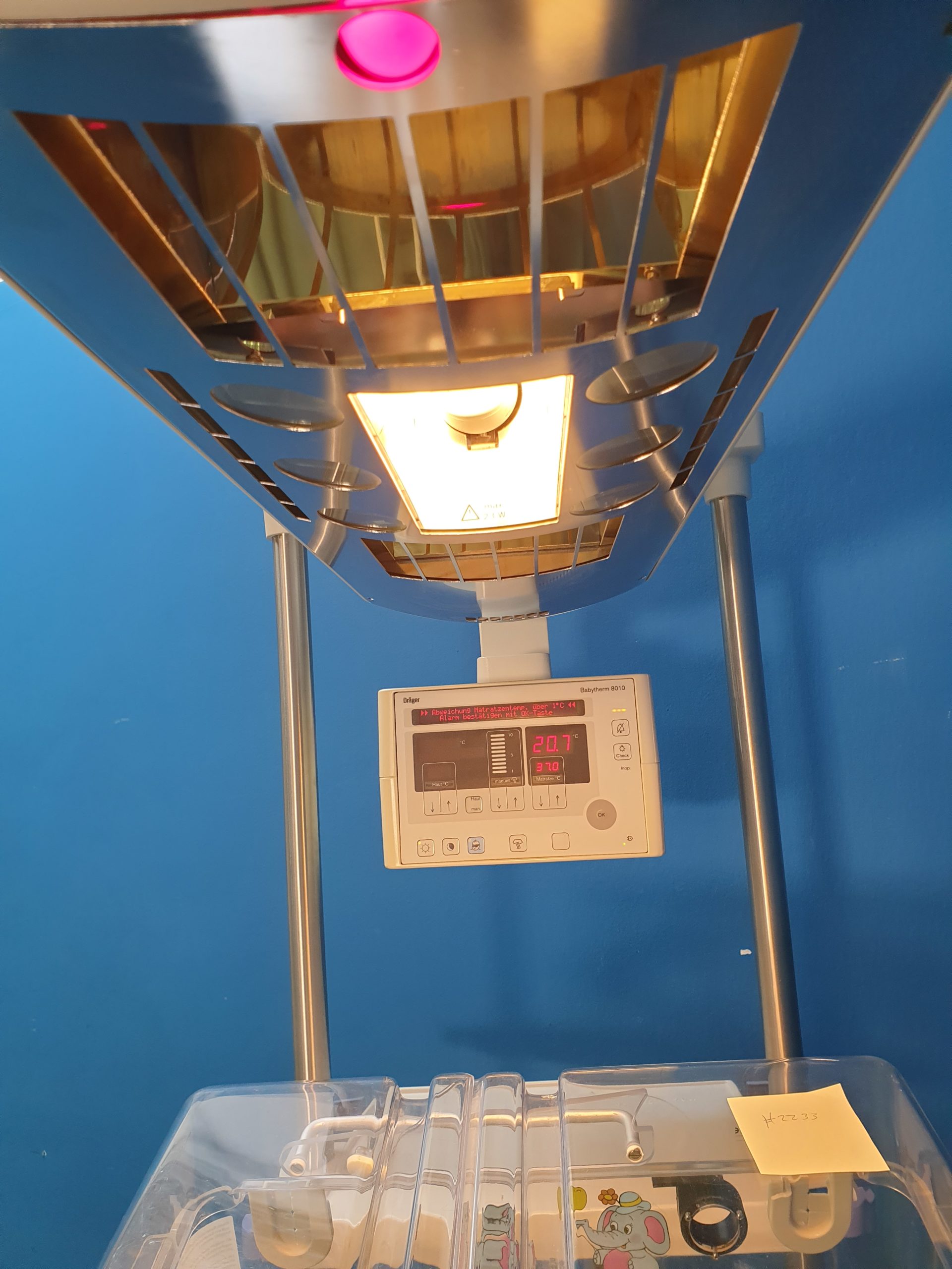 Drager Dräger Baybtherm Wärmebettchen + Babytherm 8010 Strahler thumbnail 9