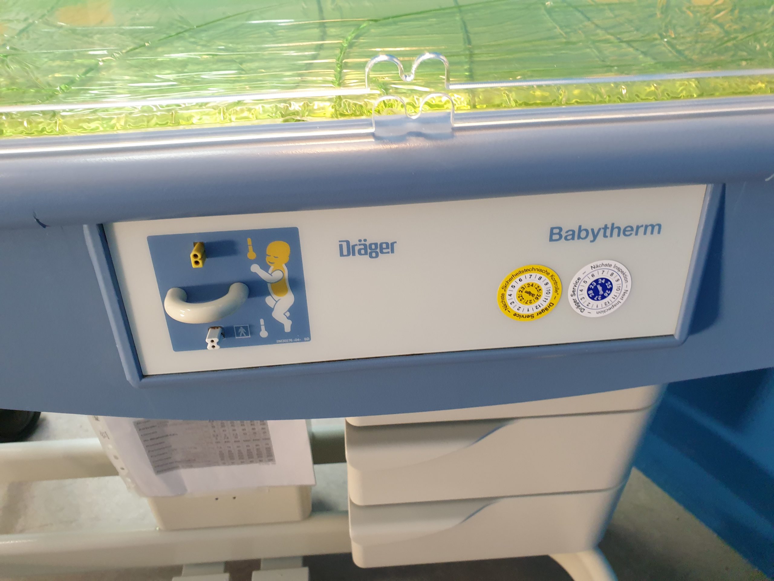 Drager Dräger Baybtherm Wärmebettchen + Babytherm 8010 Strahler thumbnail 16