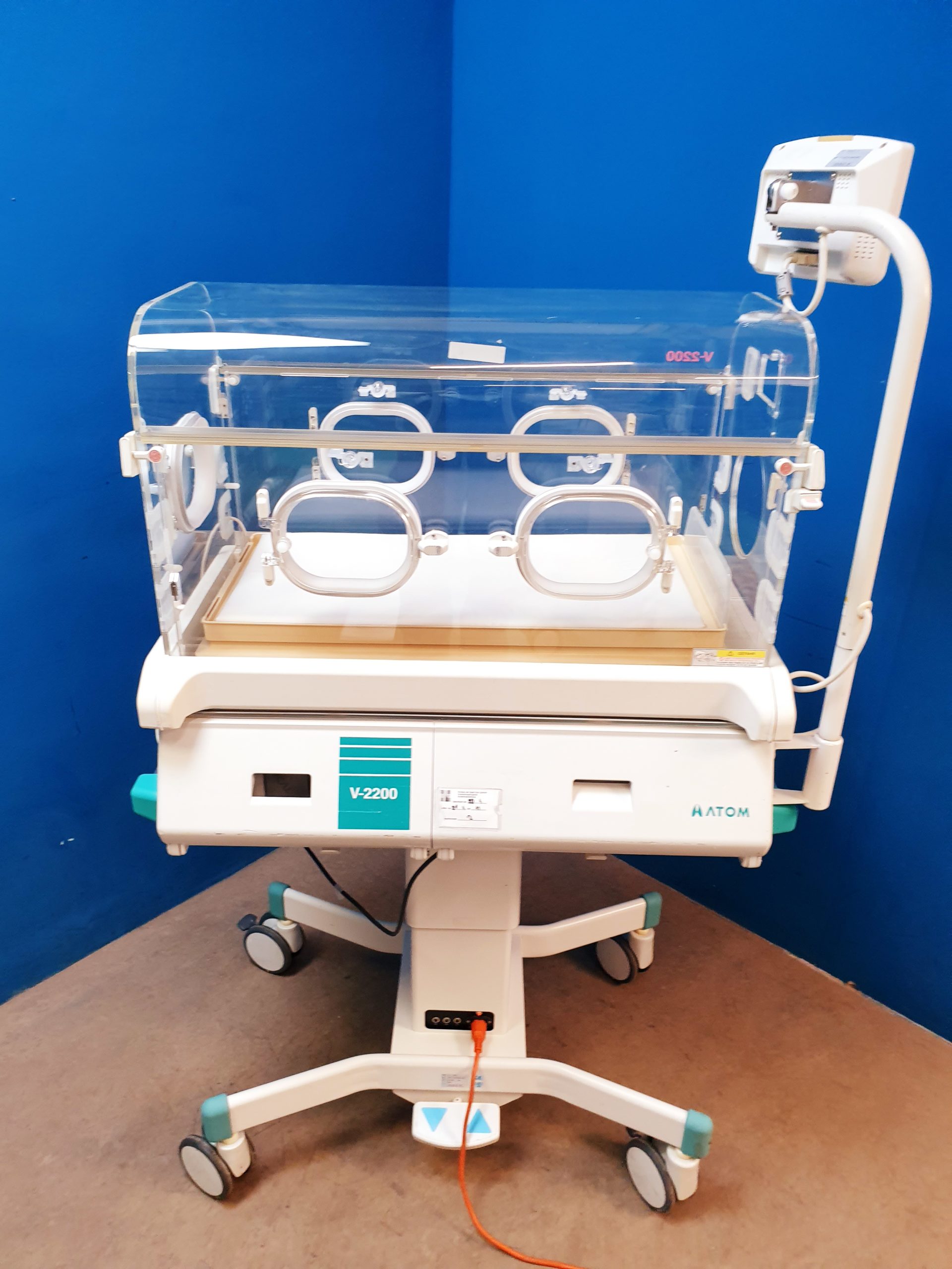 ATOM V-2200 Infant Incubator – Inkubator thumbnail 8