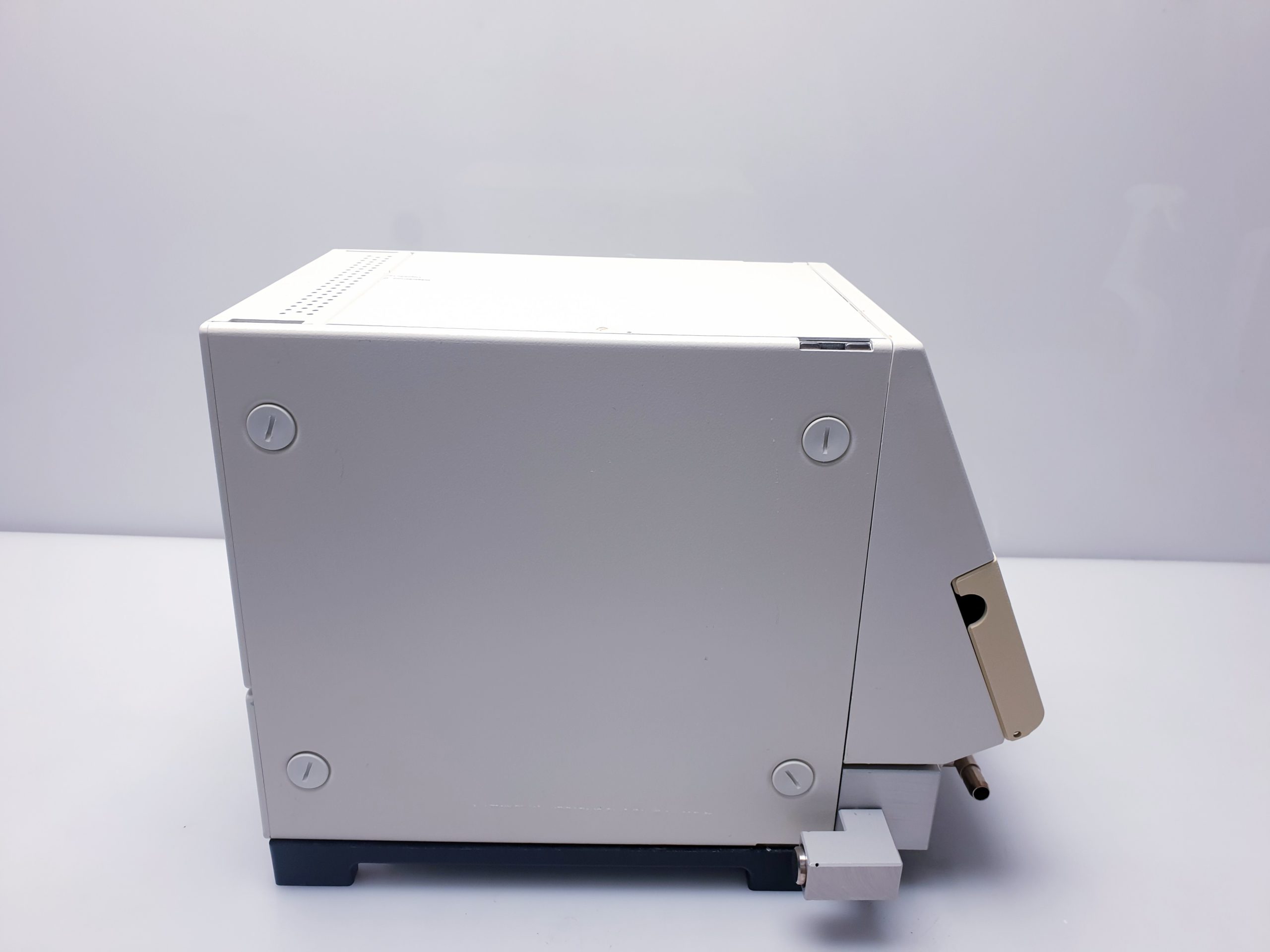 Dräger Babylog 8000 Infant Ventilator Fahrbar Rollbar thumbnail 4