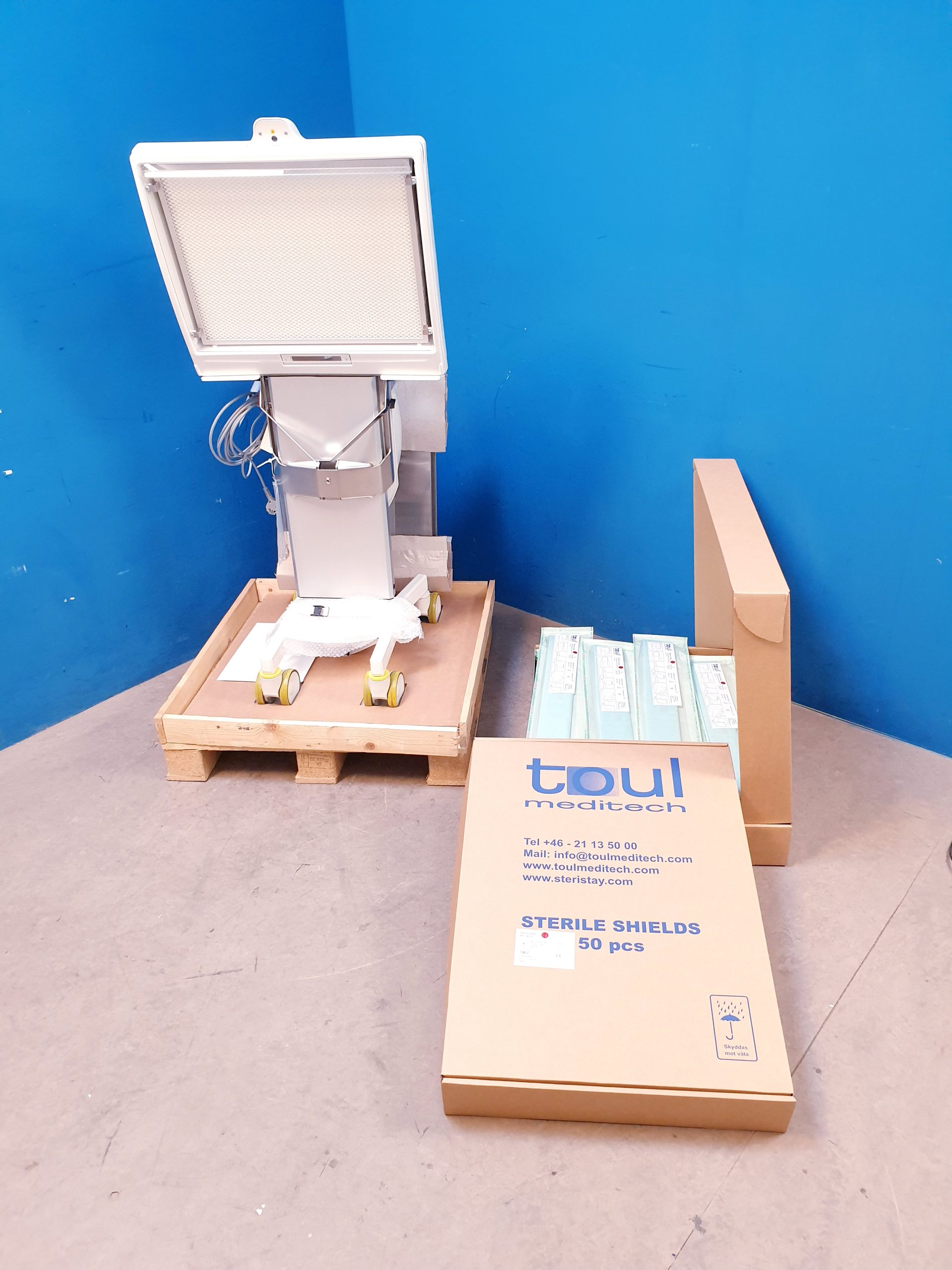 TOUL Operio Mobil Laminar Air Flow für Kleinchirurgie — image 1 of 17