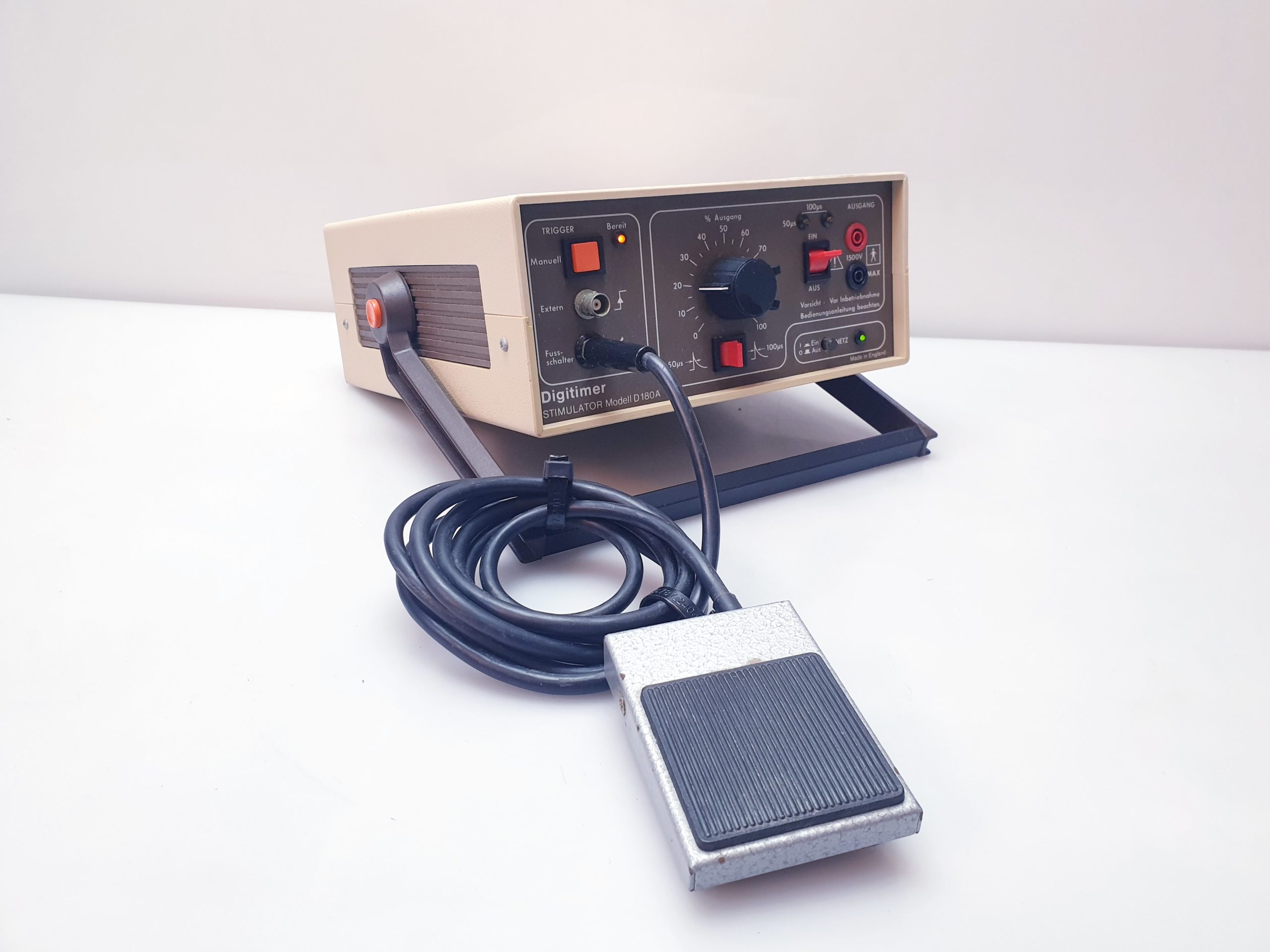 Digitimer Stimulator D180 thumbnail 10
