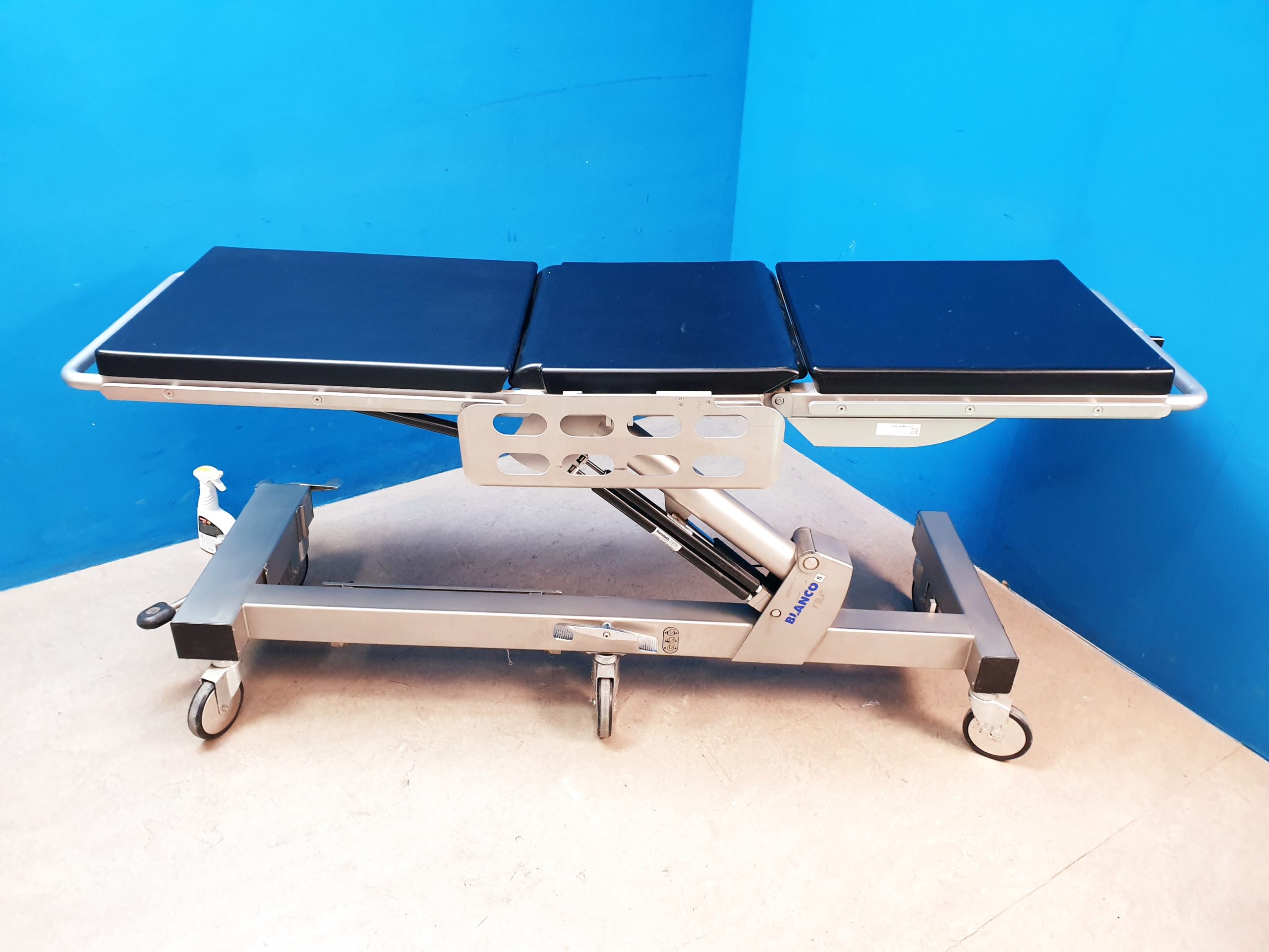 Blanco CALYPSO Gipstisch Hydraulish Notfalltransportwagen – Notfallwagen — image 1 of 8