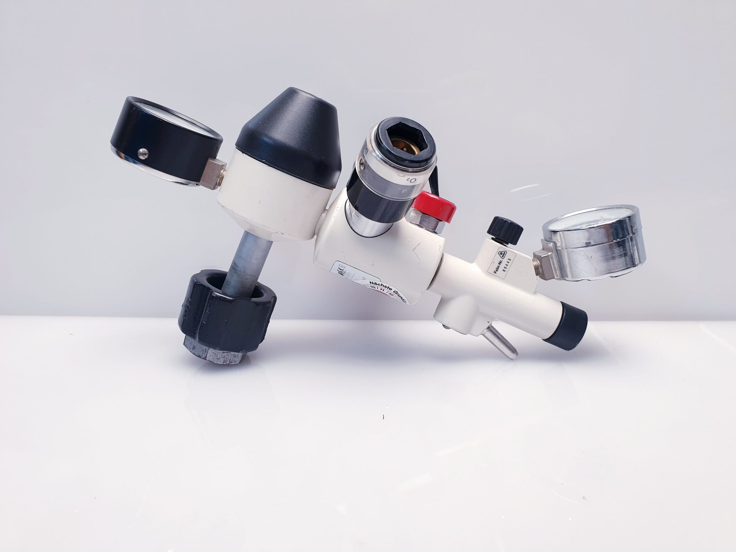 Draeger – Dräger 2M86210 Druckminderer Verteiler 2x Anschlüsse + 2x Brometer thumbnail 3