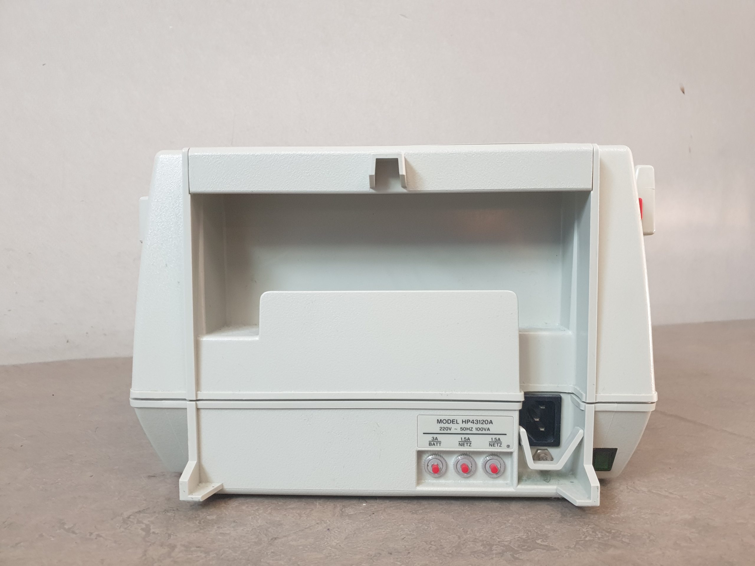 HP 43120A Defi Defibrillator 360 Joule + EKG Anschluss thumbnail 5