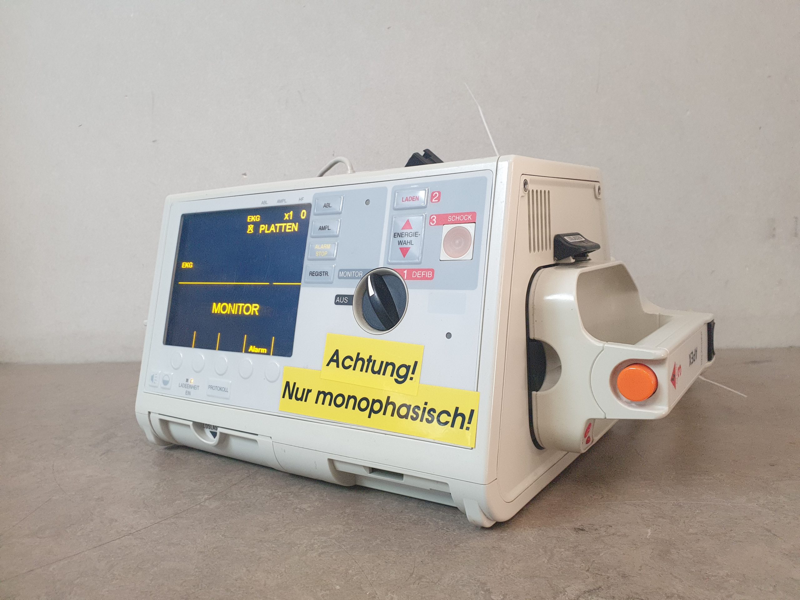 ZOLL M-Series biphasischer Defibrillator, inkl. Pacemaker, EKG, Drucker, Analyse, Akku thumbnail 5