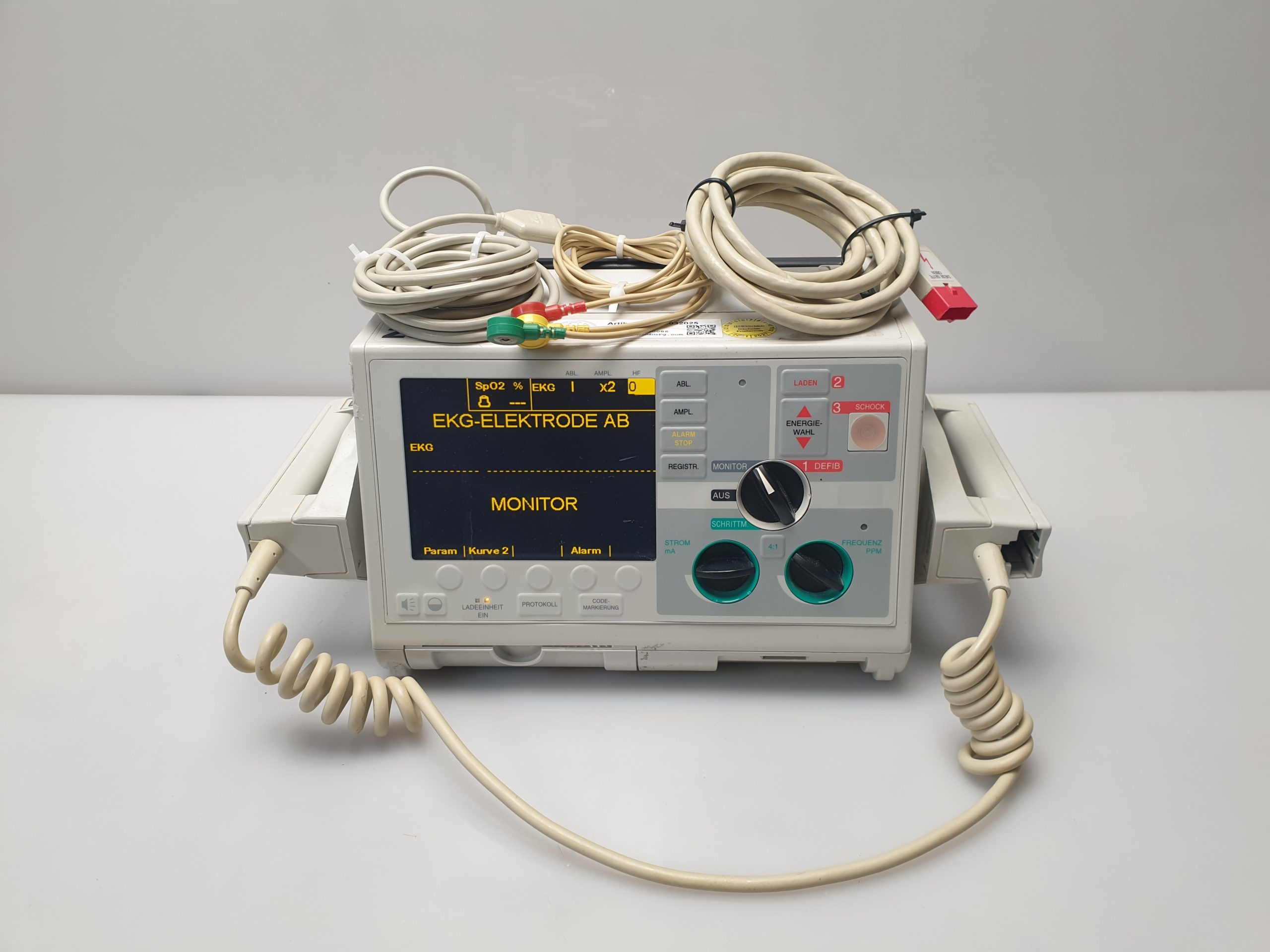Zoll M series Defibrillator Defi mit Batterie thumbnail 2