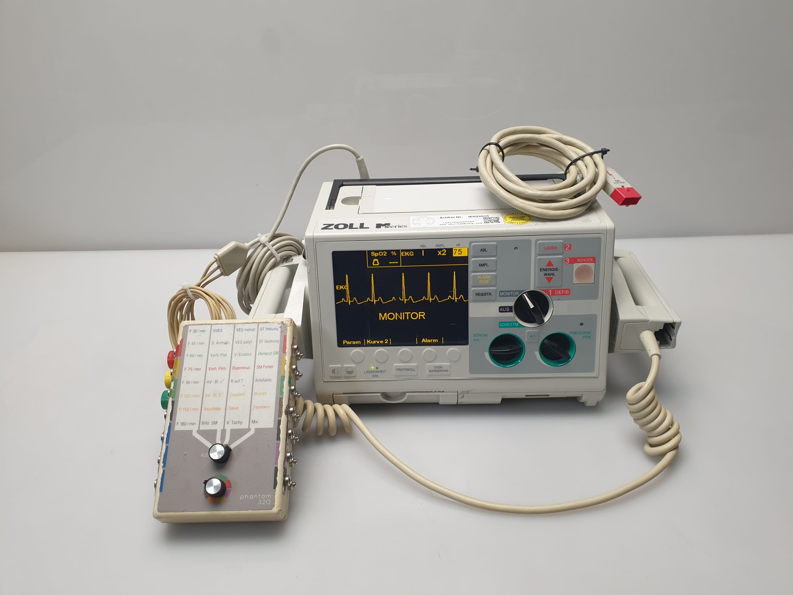 Zoll M series Defibrillator Defi mit Batterie thumbnail 11