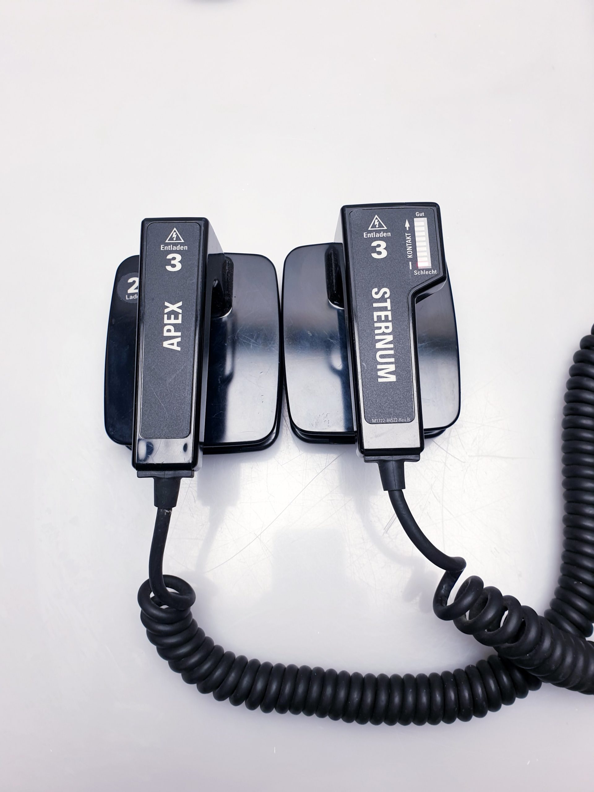 Philips Heartstart XL Biphasic Defibrillator with ECG Monitoring thumbnail 6