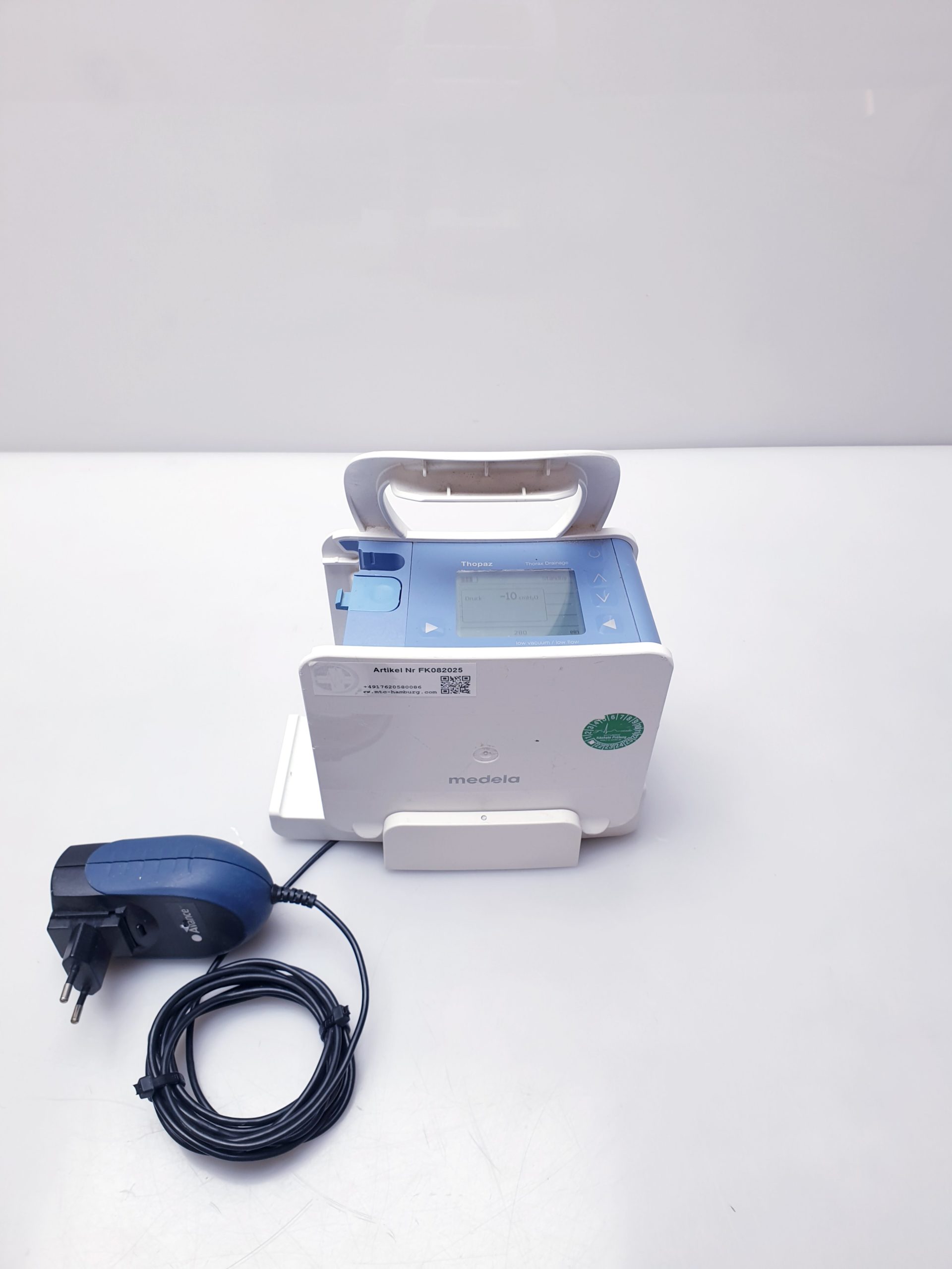 MEDELA Thopaz 200.2219 Pump Suction Thorax Drainage mit Ladekabel thumbnail 3